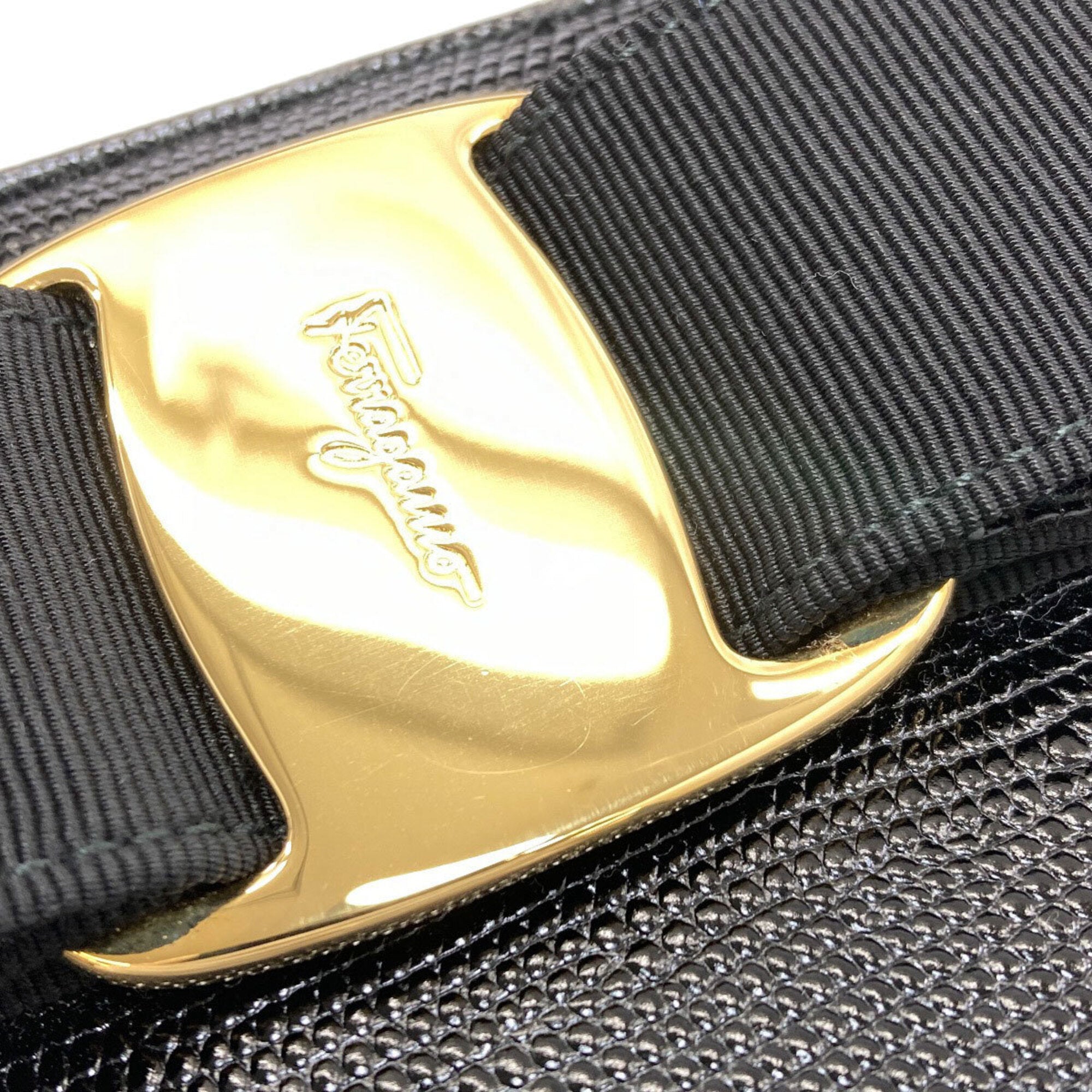 Salvatore Ferragamo Black Leather Handbag (Pre-Owned)