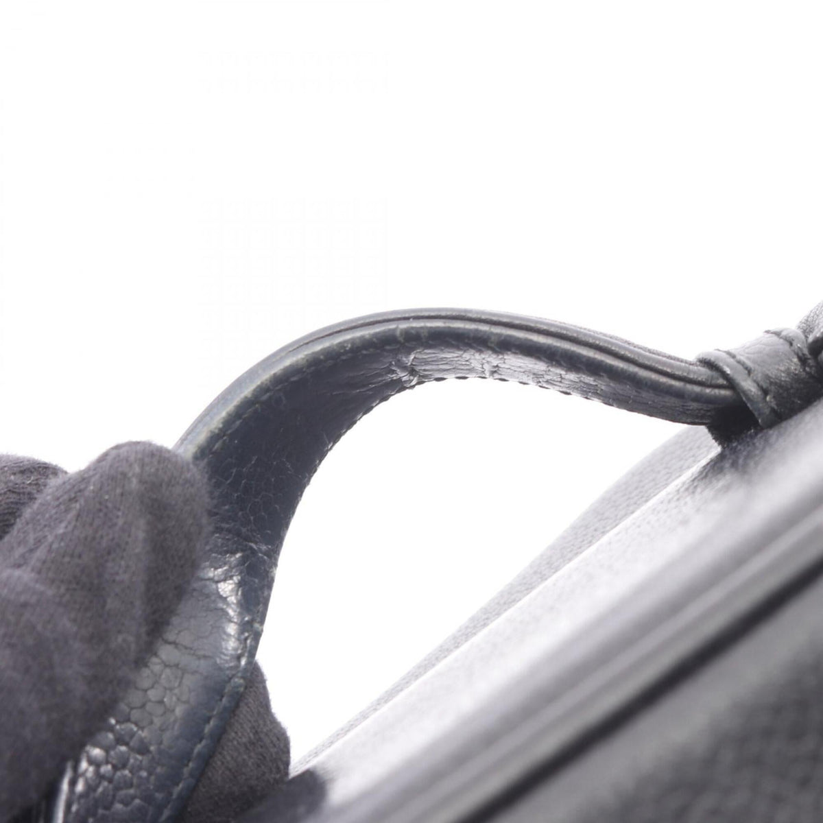 Chanel Black Grained Calfskin Handbag (Pre-Owned)