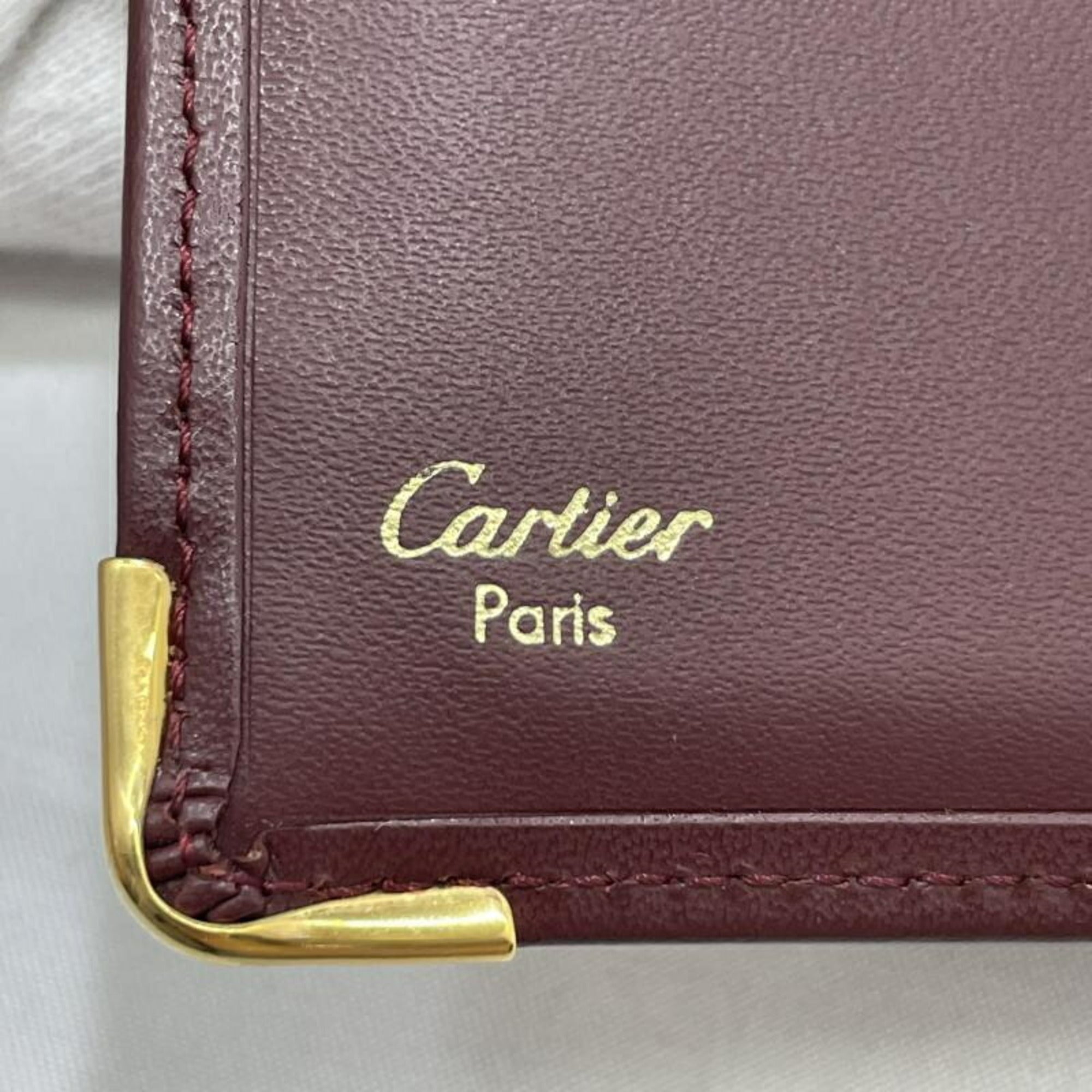 Cartier Red Color Wallet (Bi-Fold) (Pre-Owned)