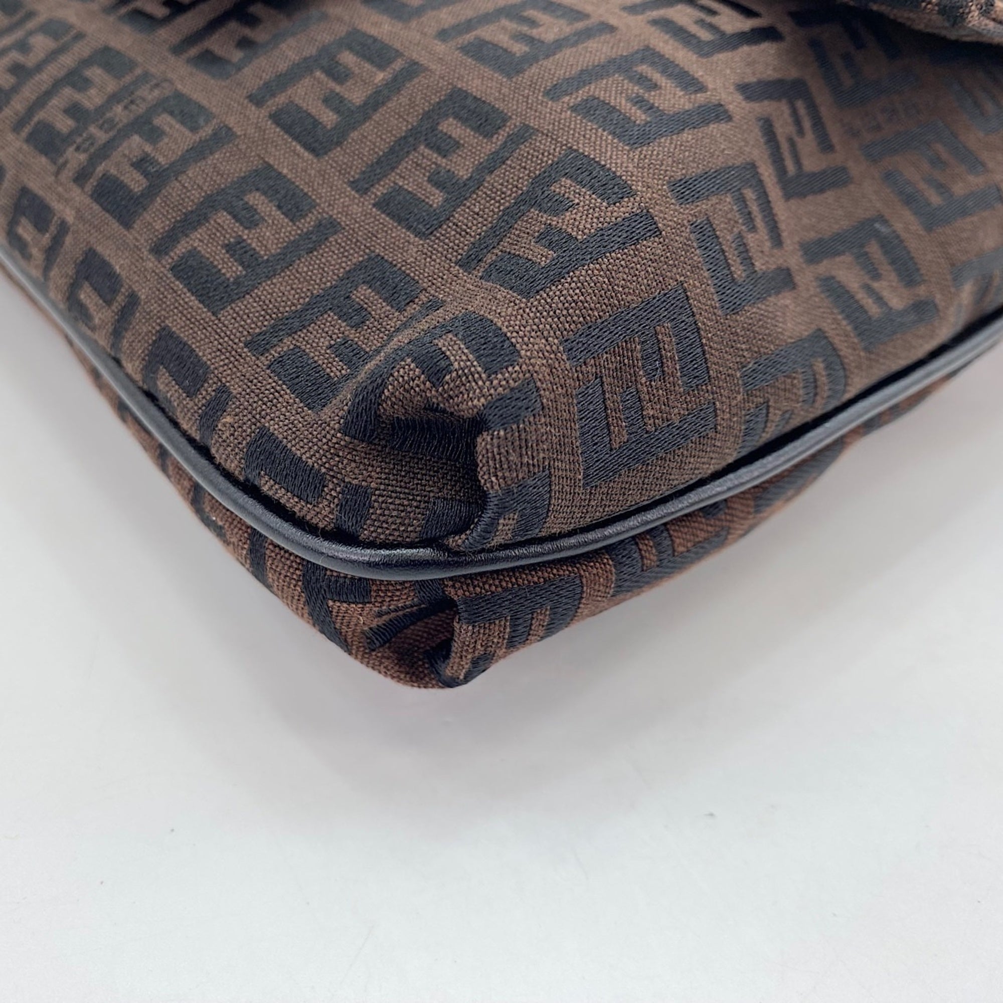 Fendi Zucchino Brown Zucchino Shoulder Bag (Pre-Owned)