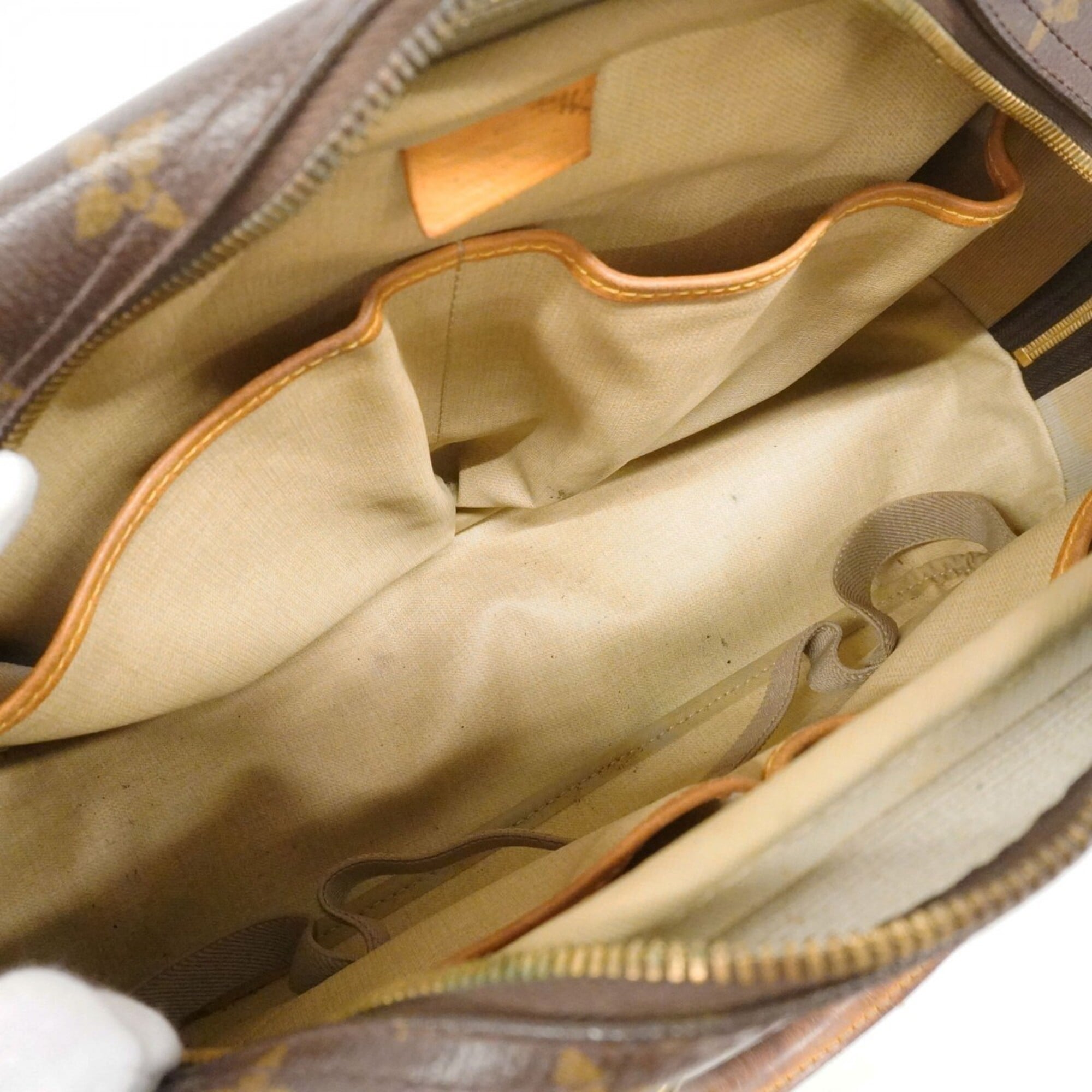 Louis Vuitton Brown Handbag (Pre-Owned)