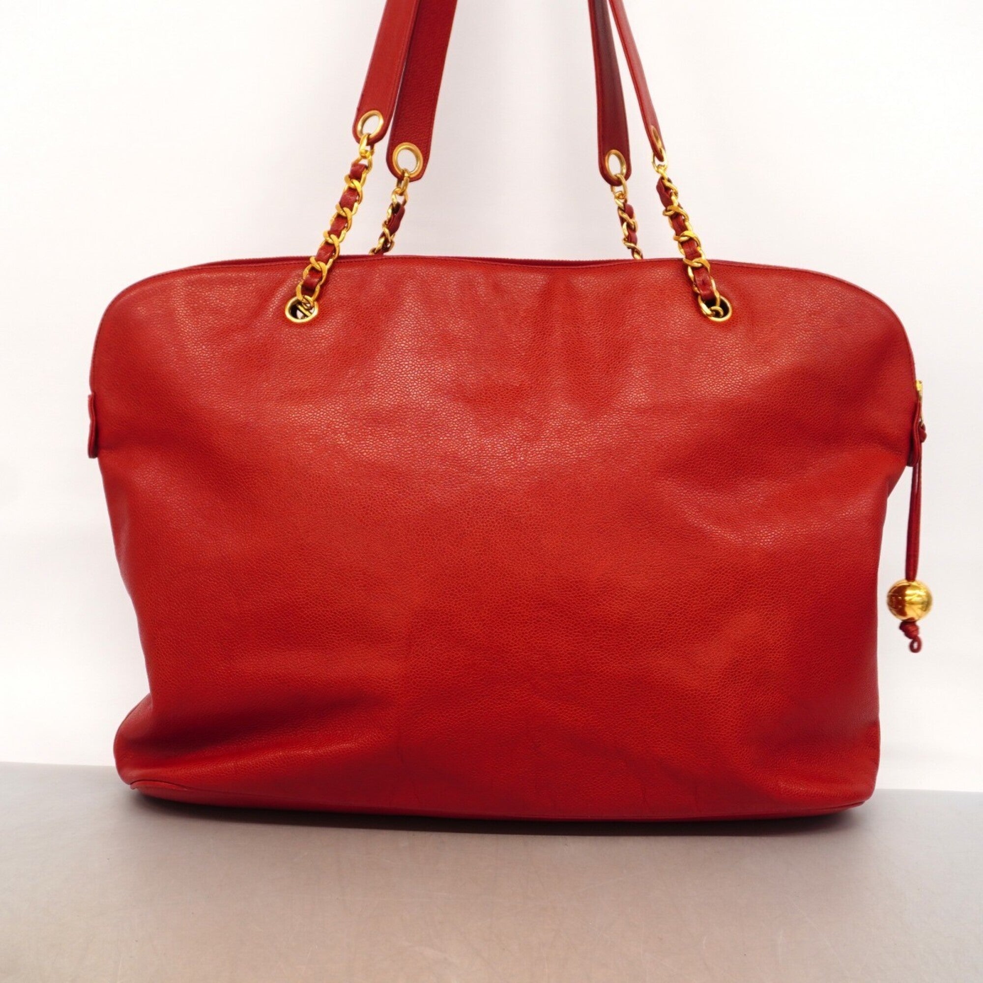 Chanel Red Color Grained Calfskin Shoulder Bag (Pre-Owned)