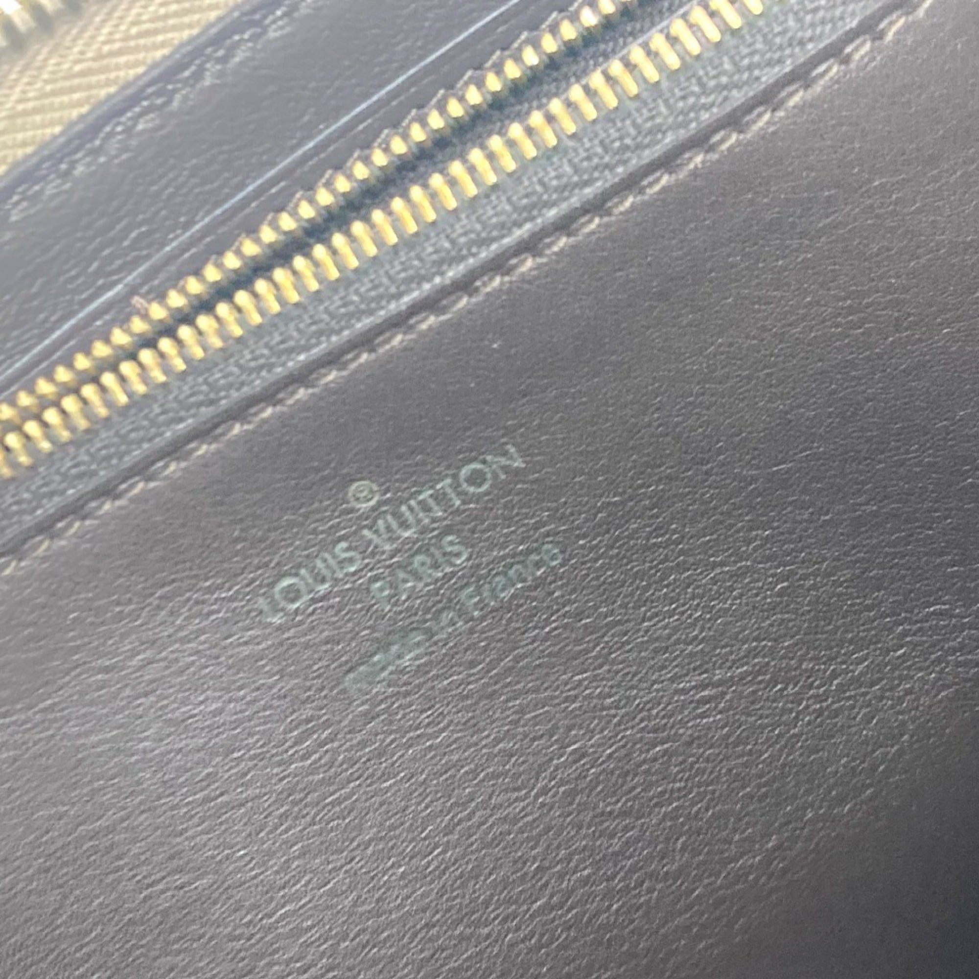 Louis Vuitton Galle Leather Long Wallet (Bi-Fold) (Pre-Owned)