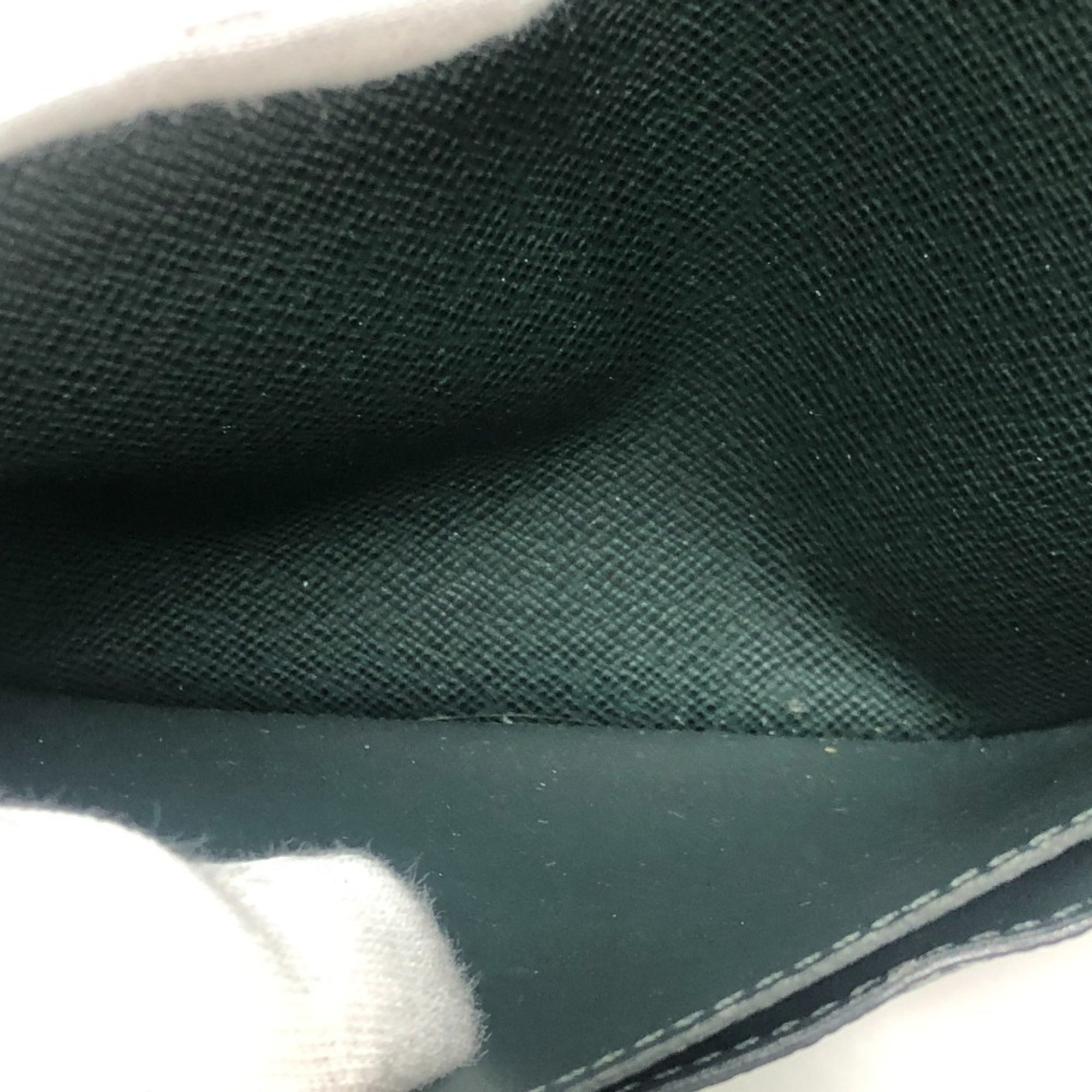 Louis Vuitton Dark Green Epi Leather Long Bill Wallet (Bi-Fold) (Pre-Owned)