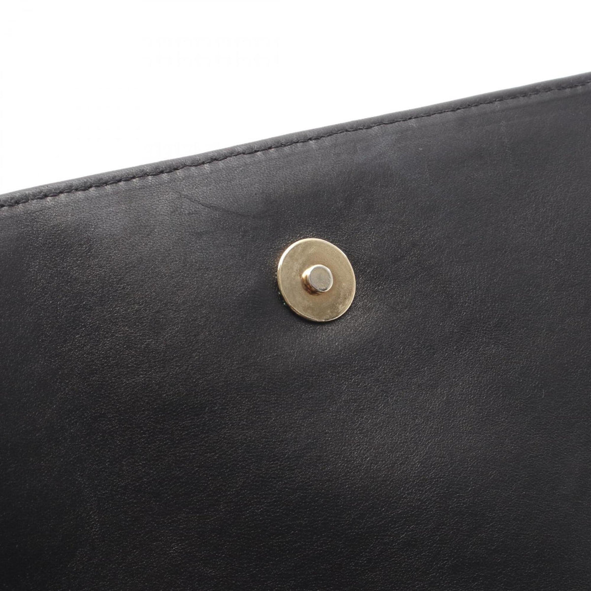 Chanel Black Leather Shoulder Bag (Pre-Owned)