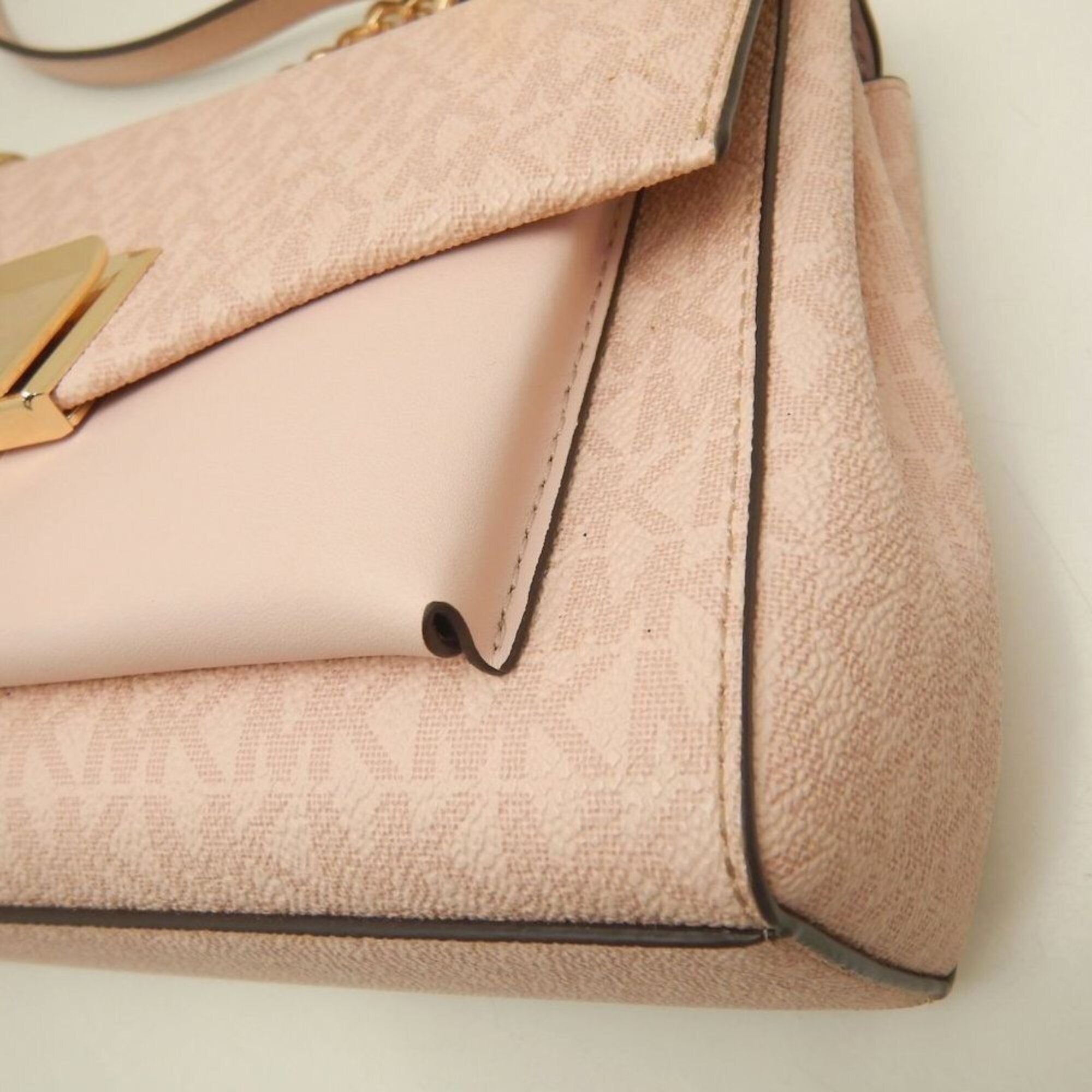 Michael Kors Pink Coated Canvas Shoulder Bag (Pre-Owned)