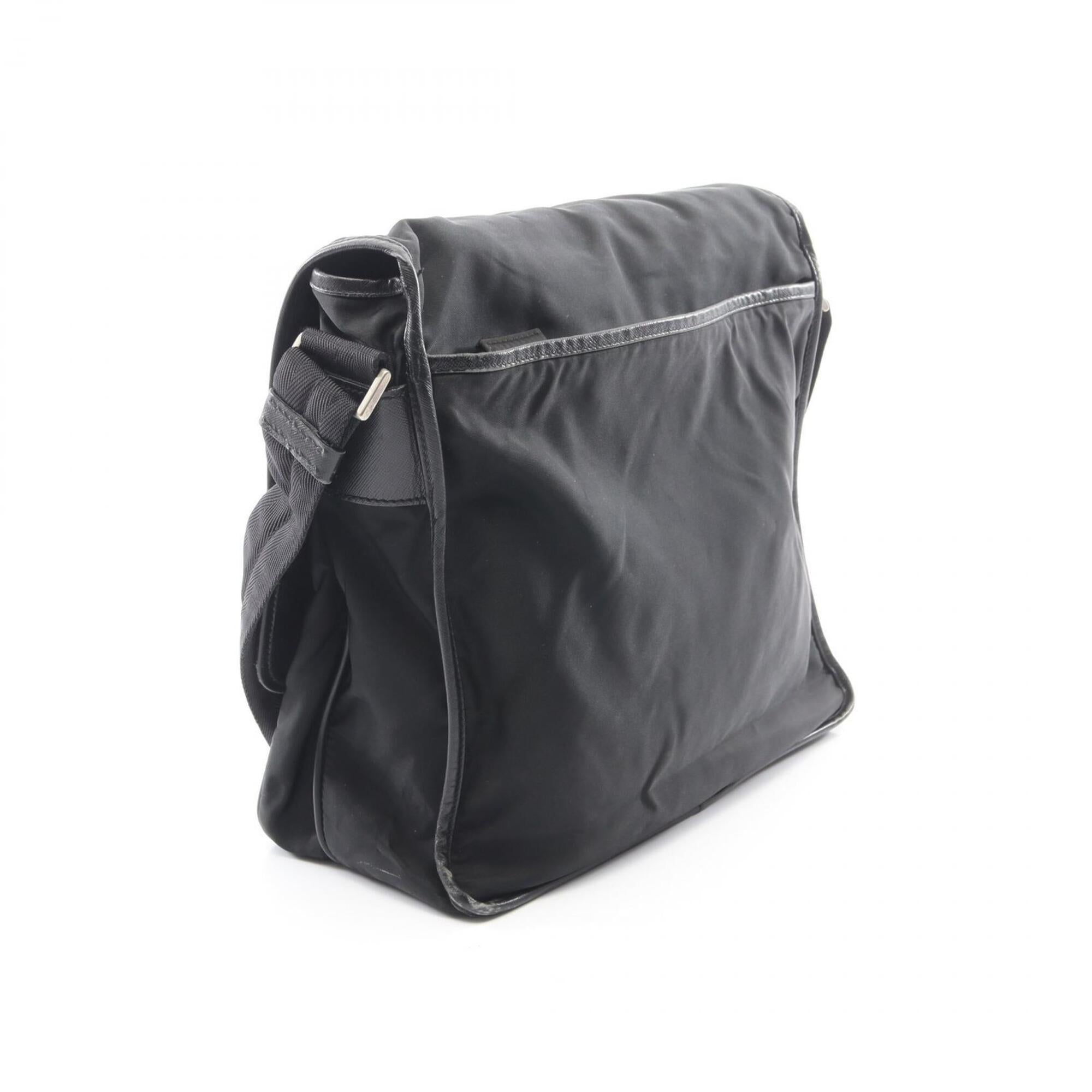 Prada Black Nylon Saffiano Triangle Handbag Shoulder Bag (Pre-Owned)