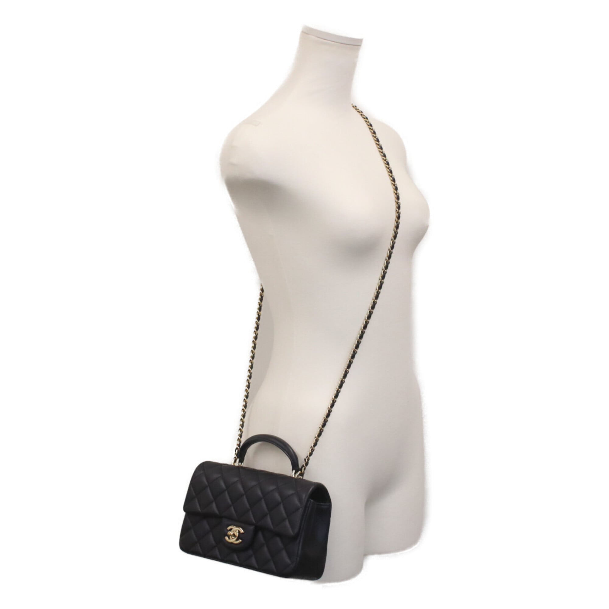 Chanel Matelasse Navy Leather Shoulder Bag (Pre-Owned)