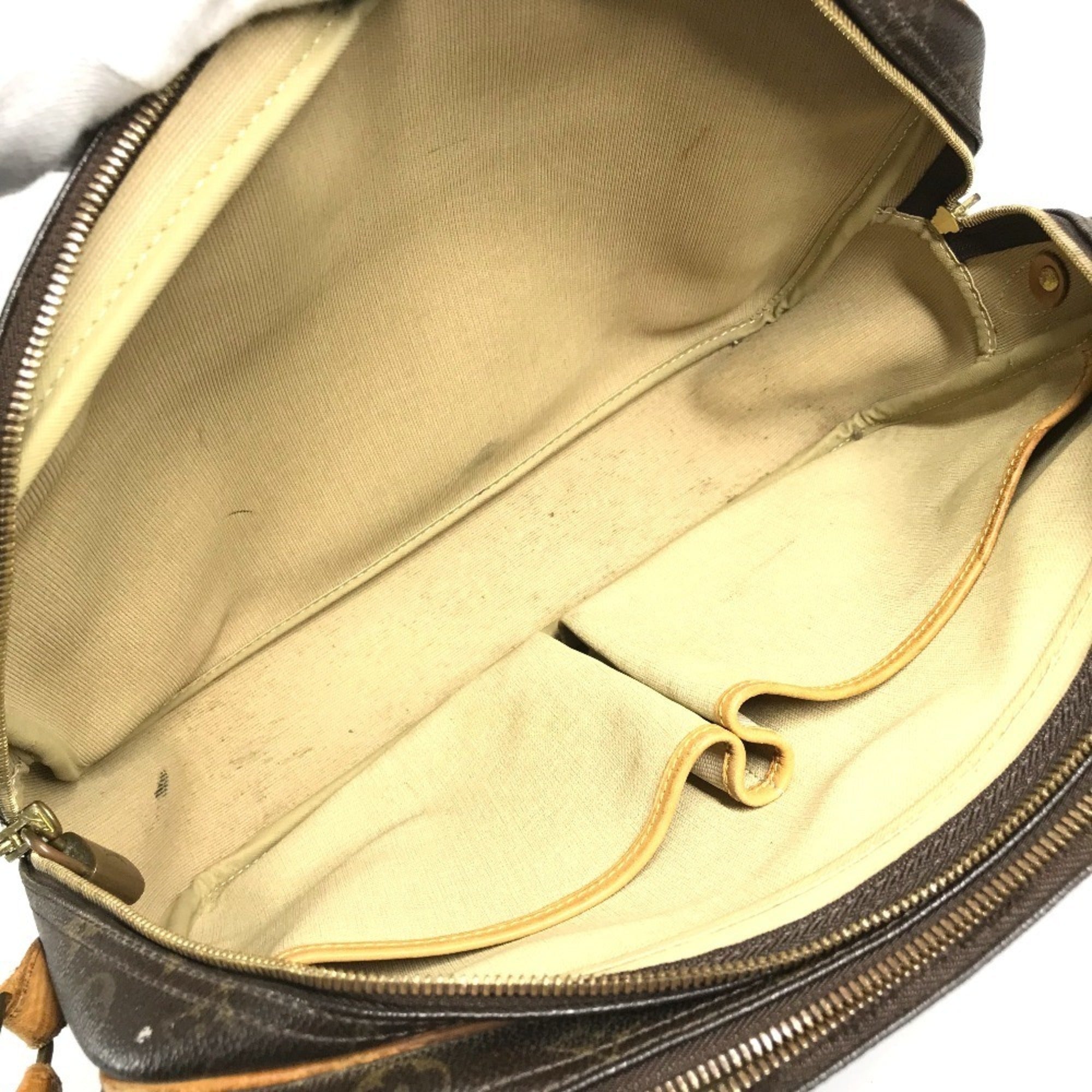 Louis Vuitton Monogram Brown Monogram Shoulder Bag (Pre-Owned)