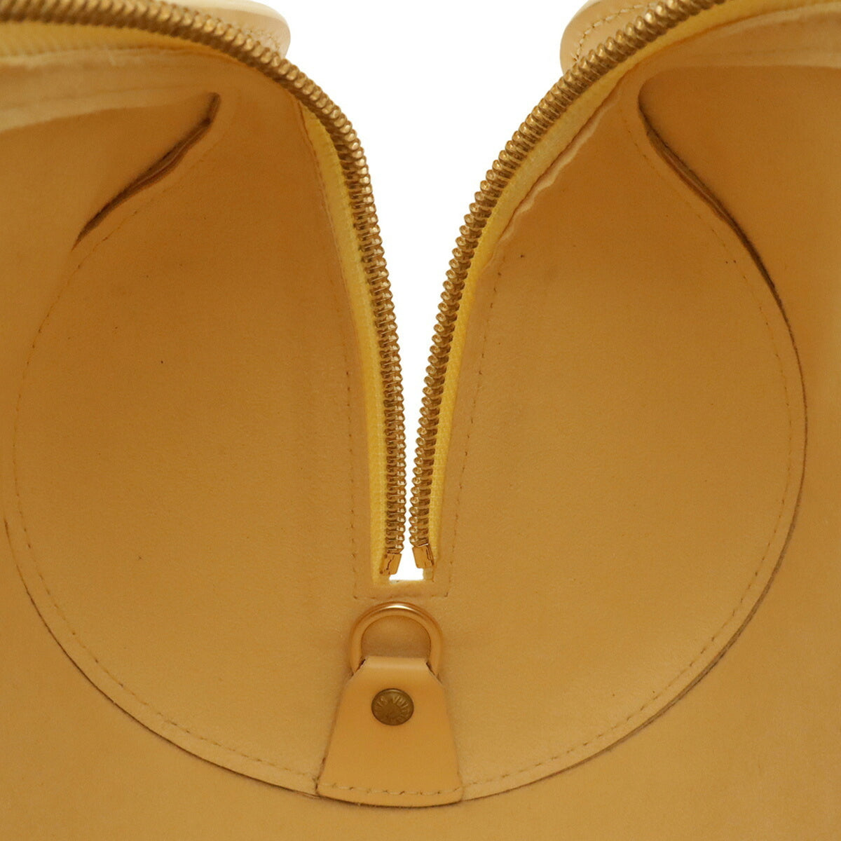 Louis Vuitton Ivory White Epi Leather Handbag Pouch Shoulder Bag (Pre-Owned)