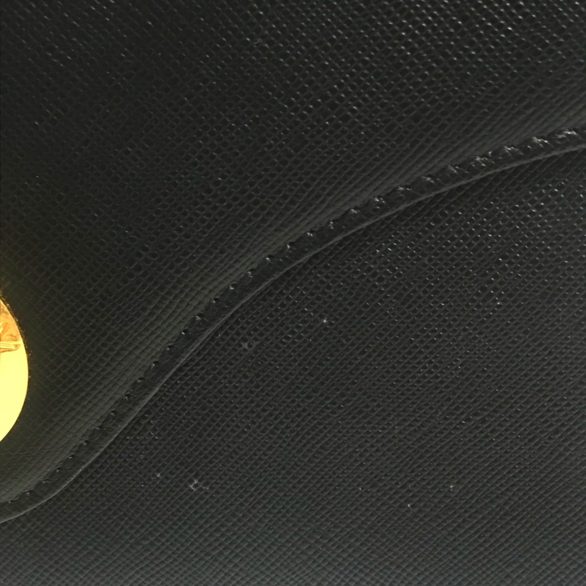 Givenchy Black Leather Handbag (Pre-Owned)