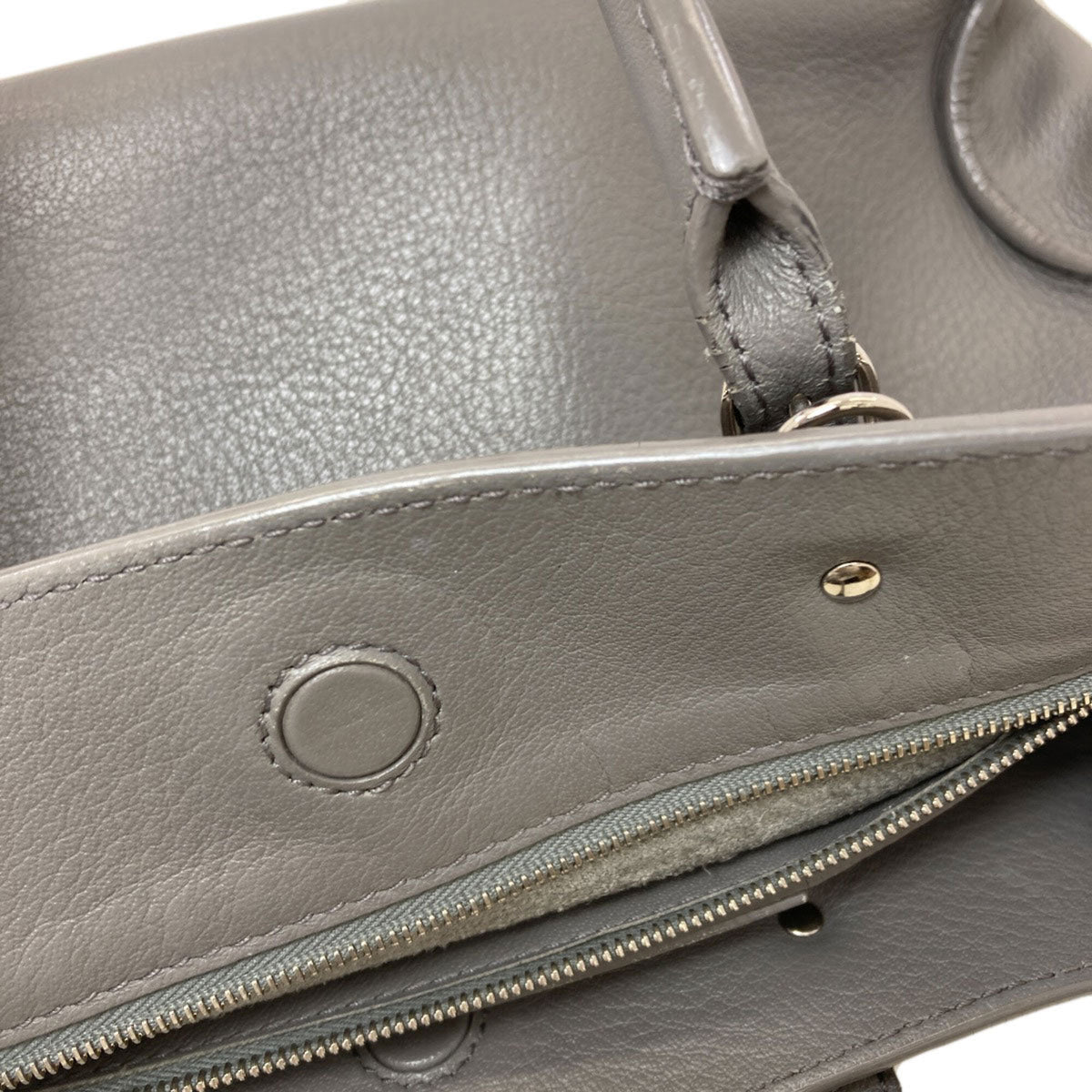 Balenciaga Gray Leather Handbag (Pre-Owned)
