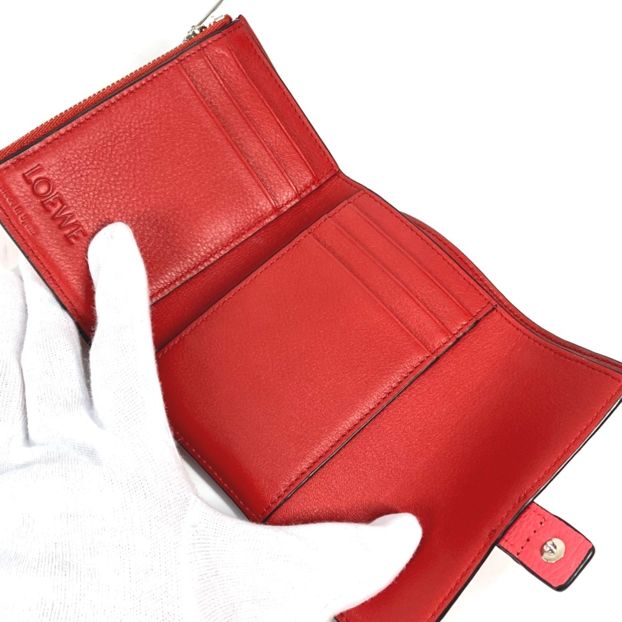 Loewe Pink Leather Wallet (Tri-Fold) (Pre-Owned)