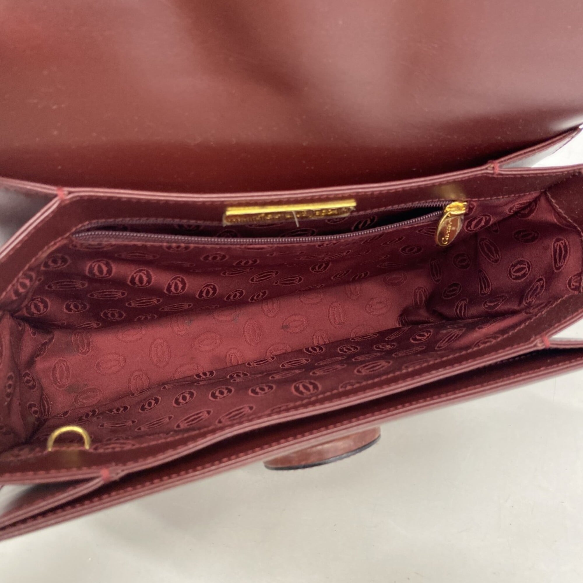 Cartier Bordeaux Leather Shoulder Bag (Pre-Owned)