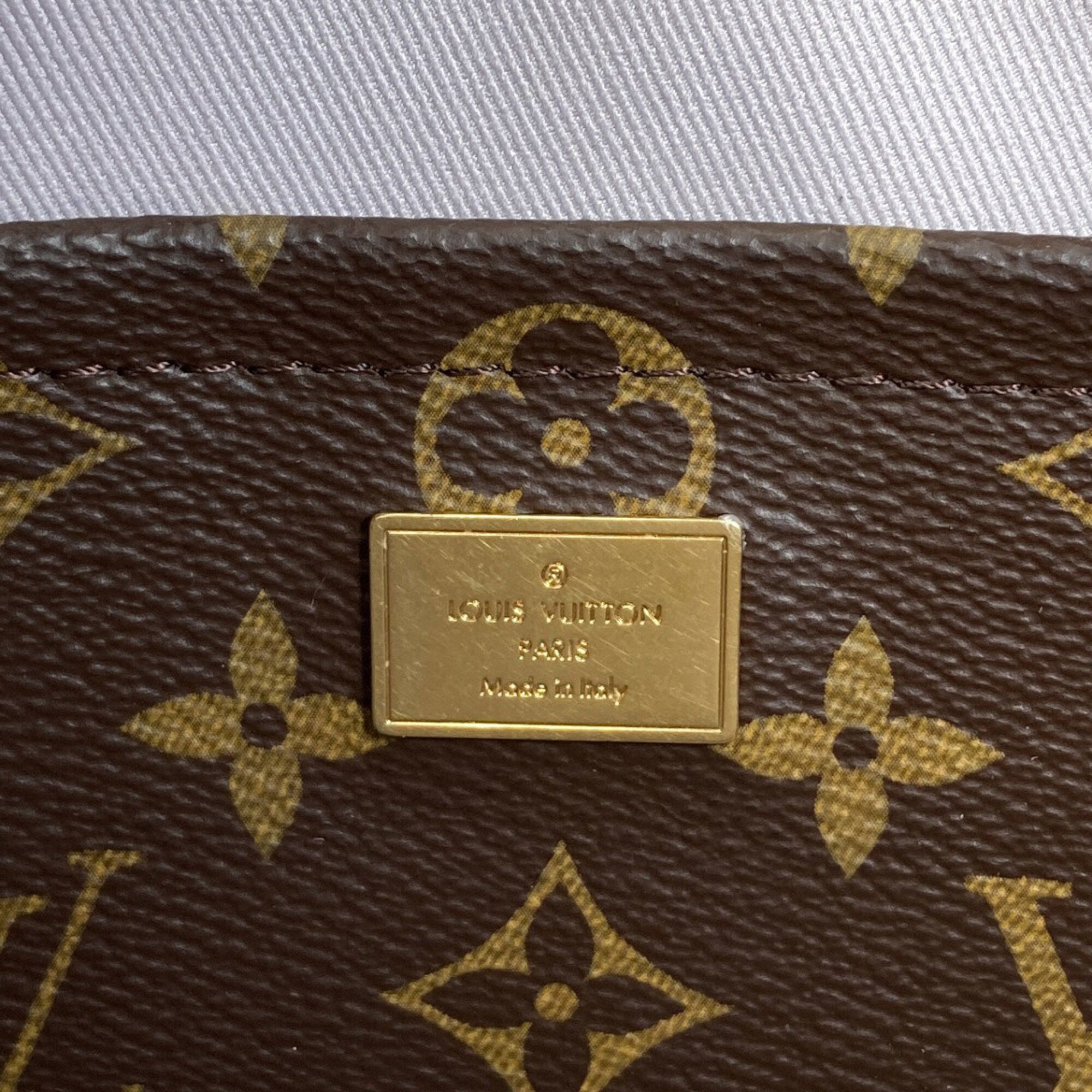Louis Vuitton Monogram Vernis Shoulder Bag (Pre-Owned)