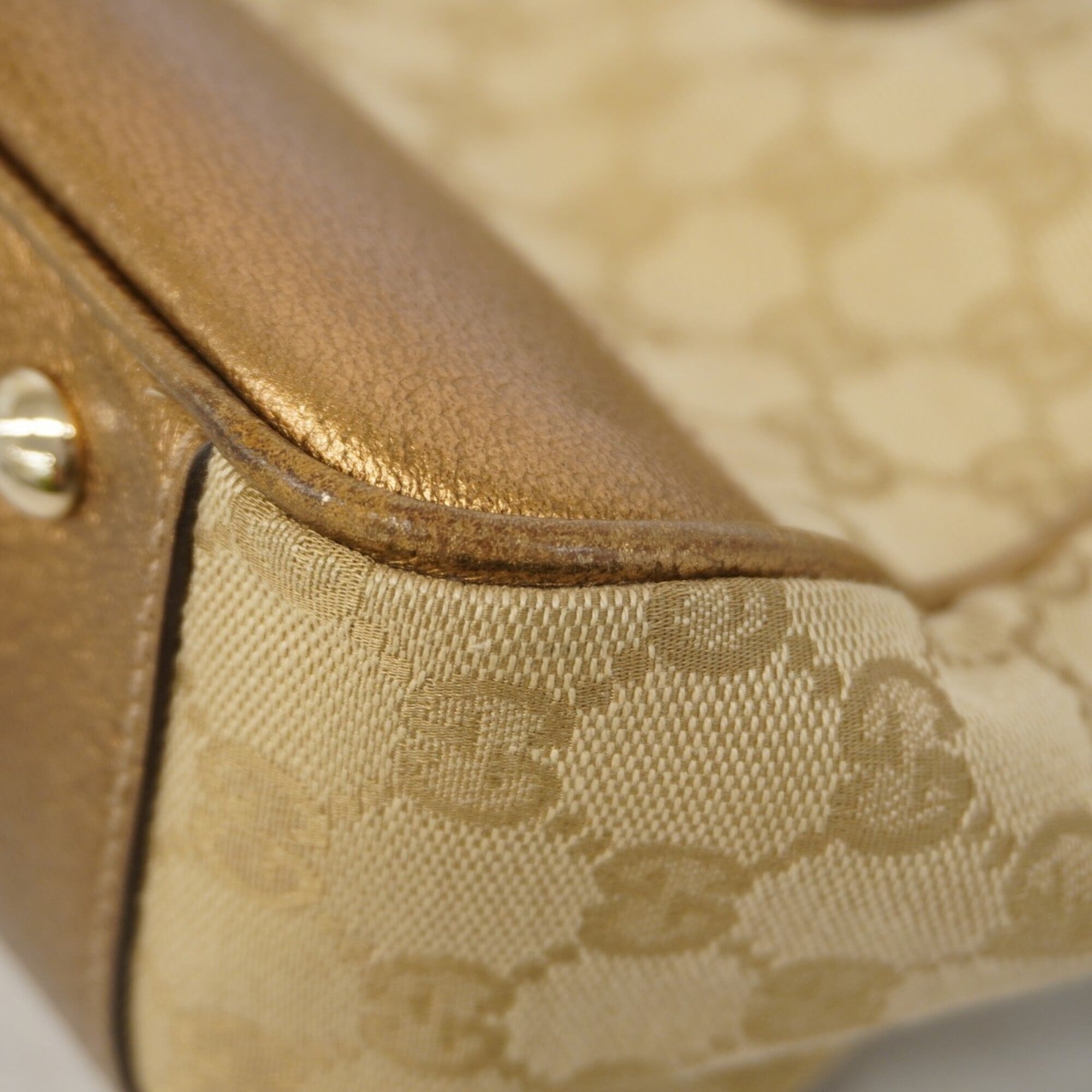 Gucci Gold Light Brown Canvas Tote Bag (Pre-Owned)