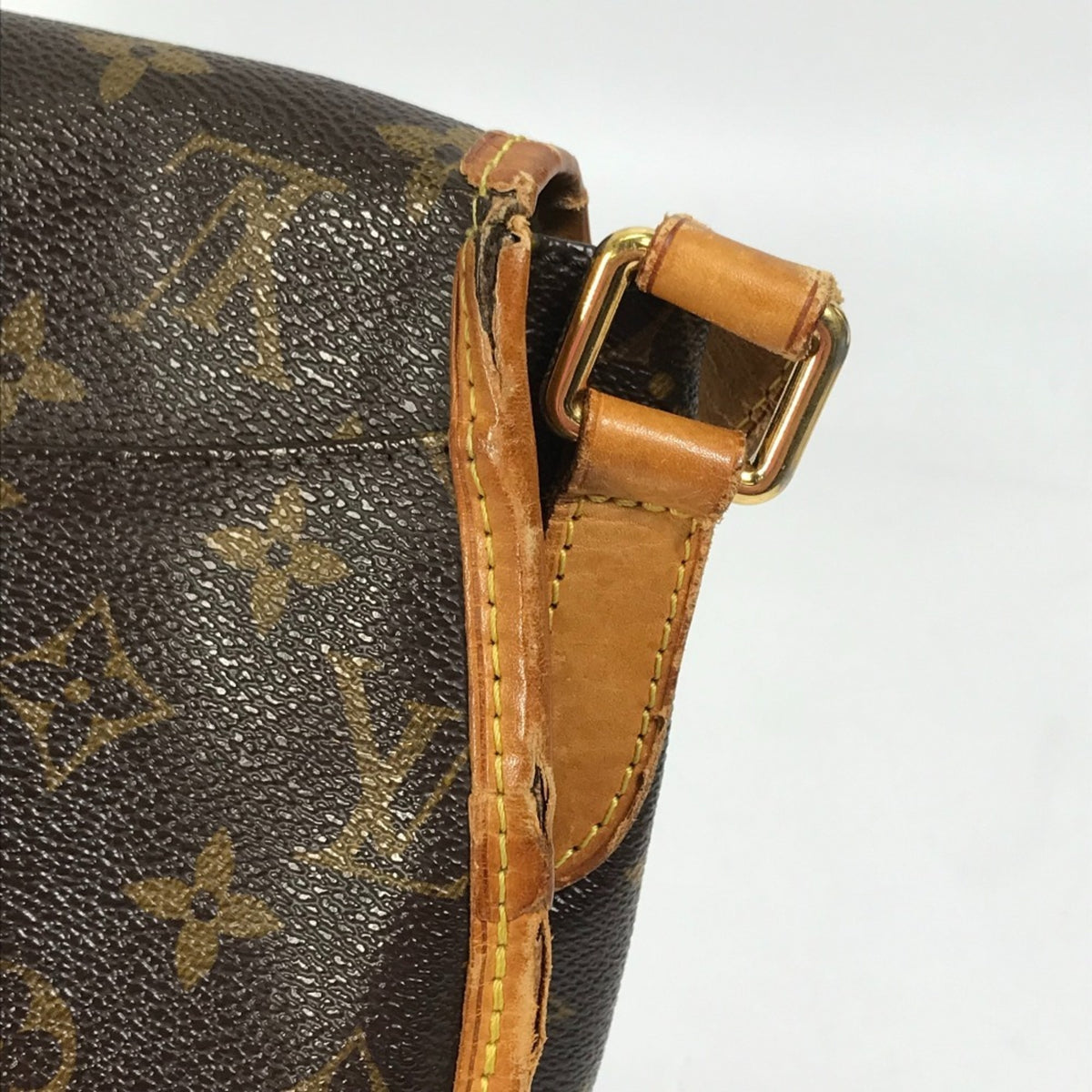 Louis Vuitton Brown Monogram Shoulder Bag (Pre-Owned)