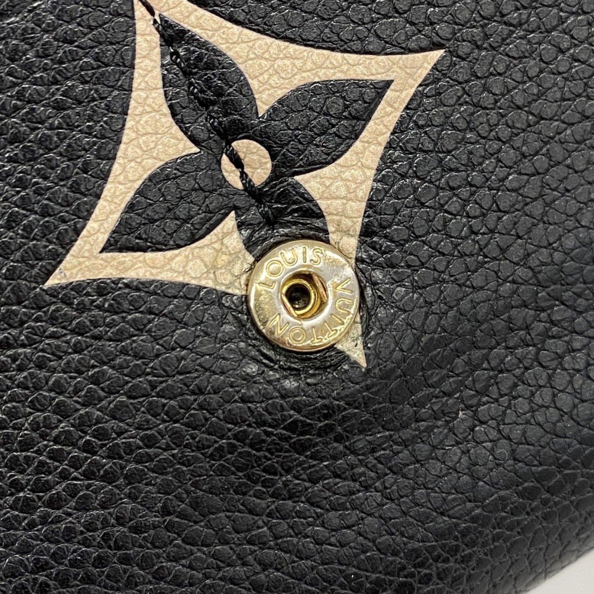Louis Vuitton Beige Black Long Wallet (Bi-Fold) (Pre-Owned)