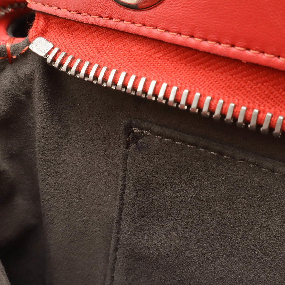 Fendi Dotcom Red Color Leather Pouch Shoulder Bag (Pre-Owned)