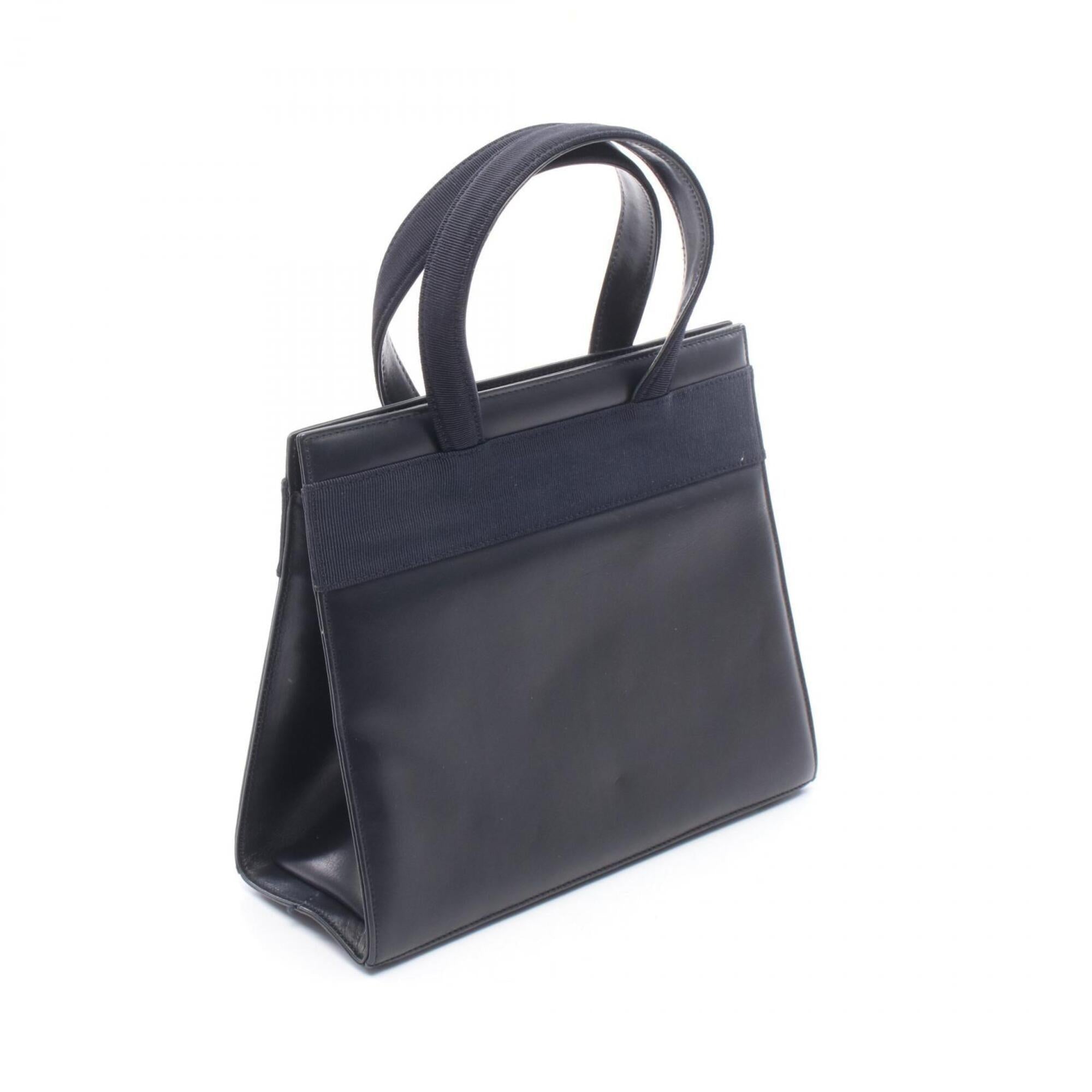Salvatore Ferragamo Navy Leather Handbag (Pre-Owned)