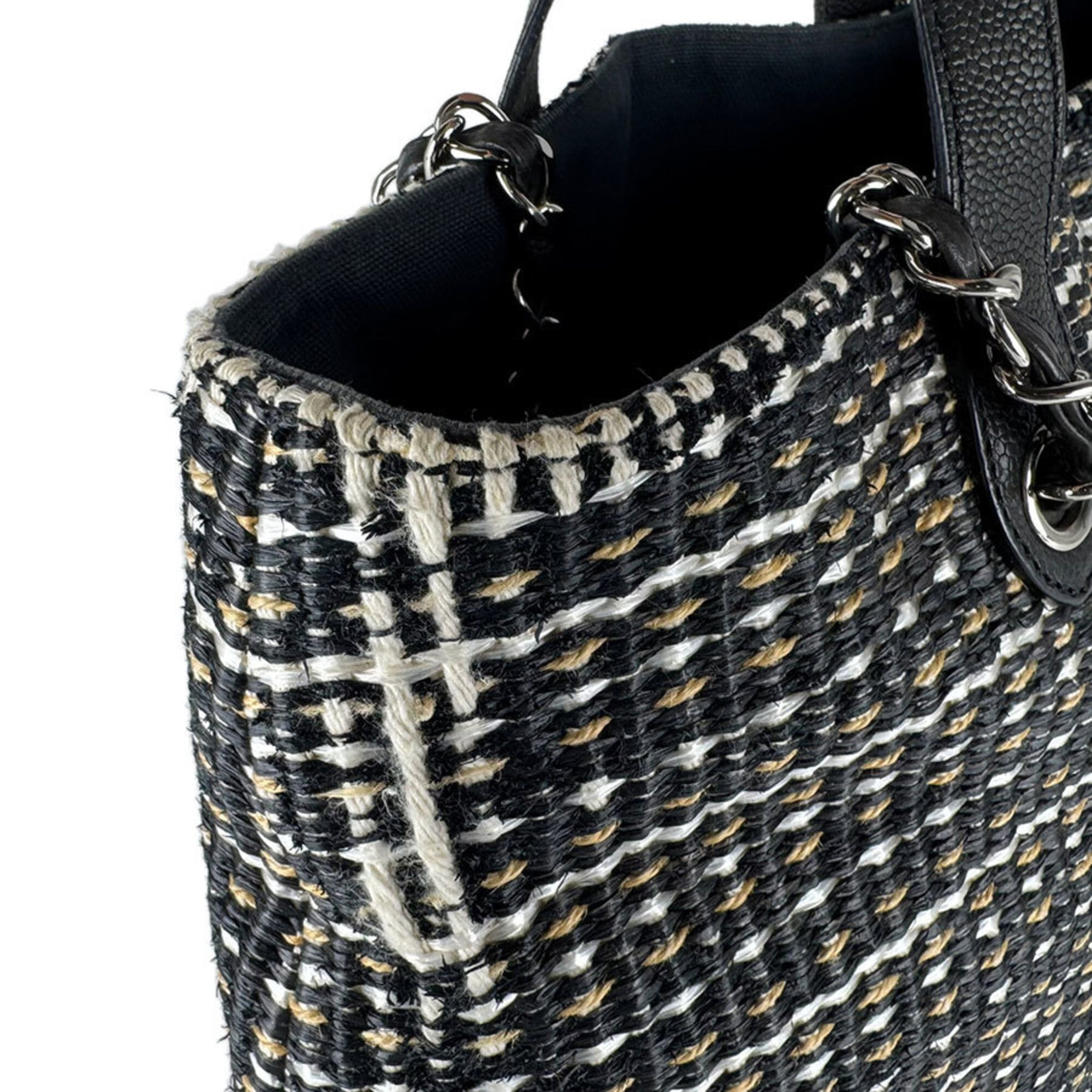 Chanel Beige Black White Raffia Handbag Shoulder Bag (Pre-Owned)