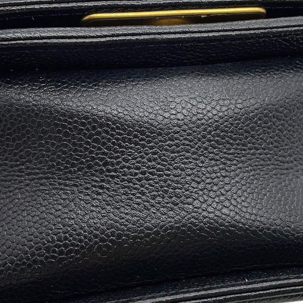 Chanel Black Grained Calfskin Handbag Shoulder Bag (Pre-Owned)