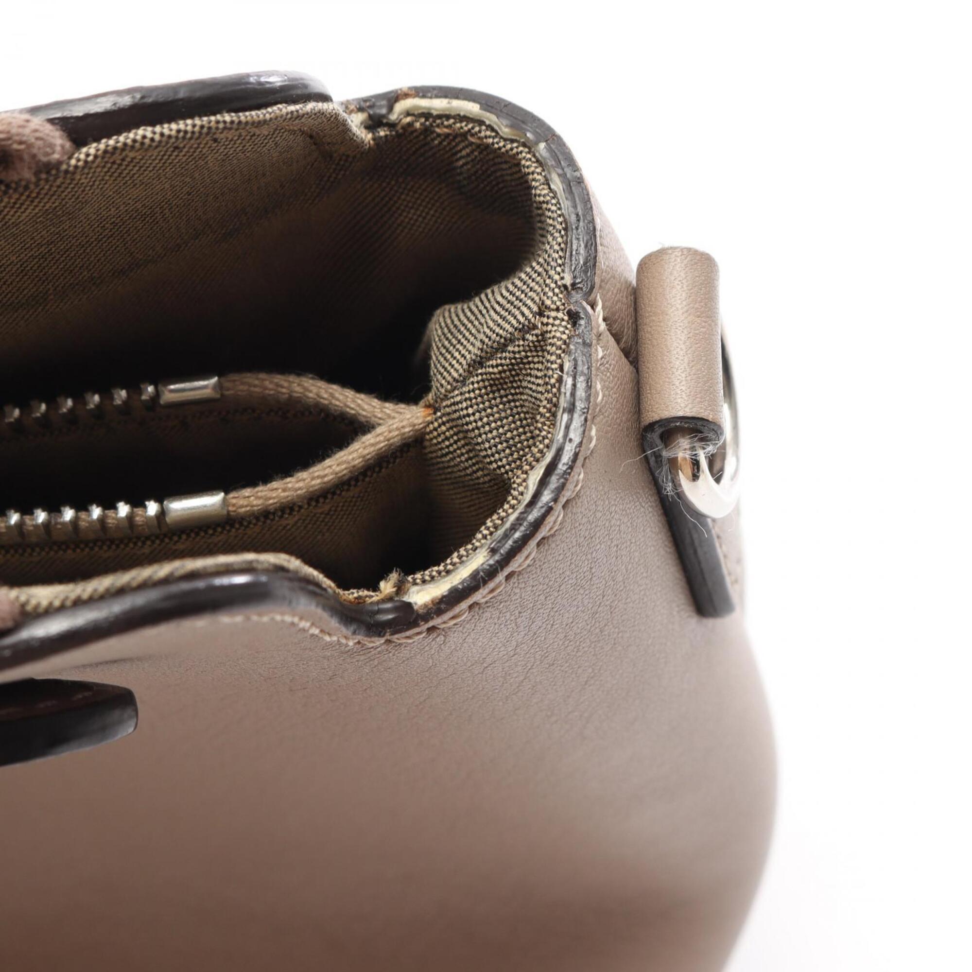 Fendi Beige Leather Handbag (Pre-Owned)