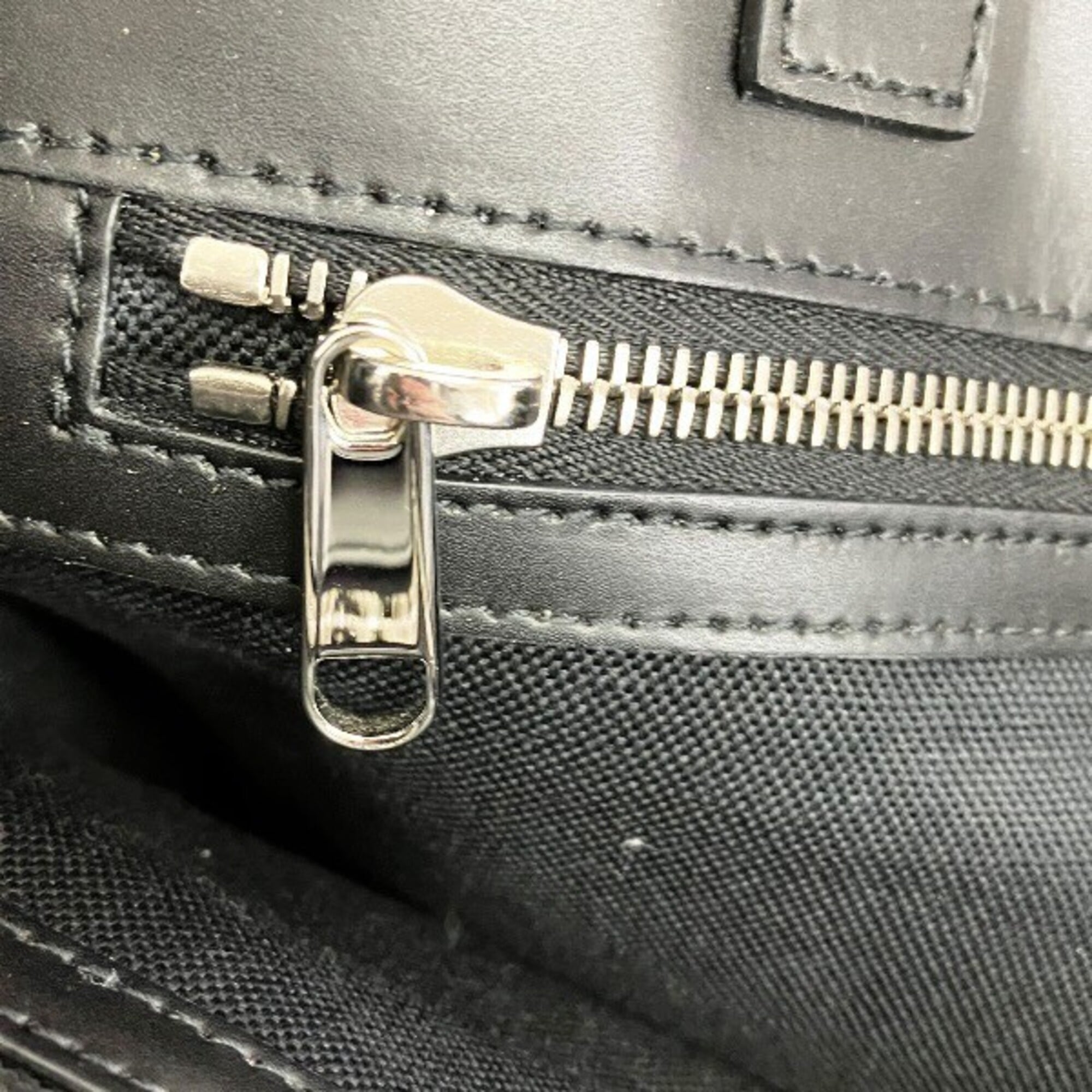 Gucci Black Gg Supreme Handbag Tote Bag (Pre-Owned)