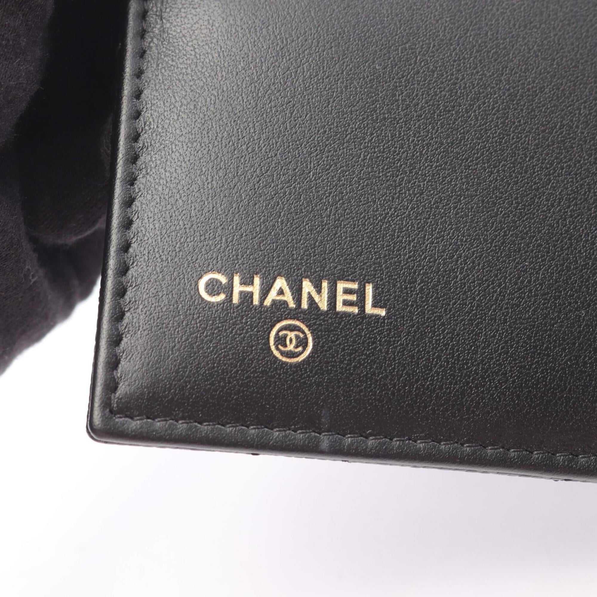 Chanel Black Grained Calfskin Wallet (Tri-Fold) (Pre-Owned)