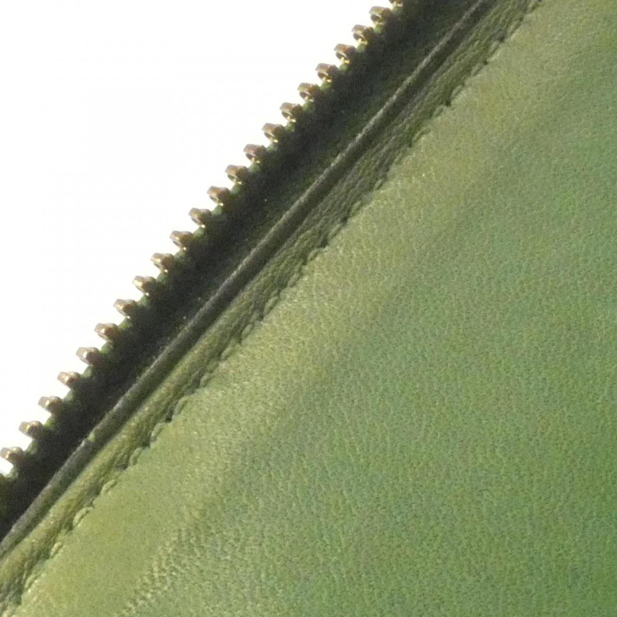 Hermes Green Courchevel Leather Handbag (Pre-Owned)