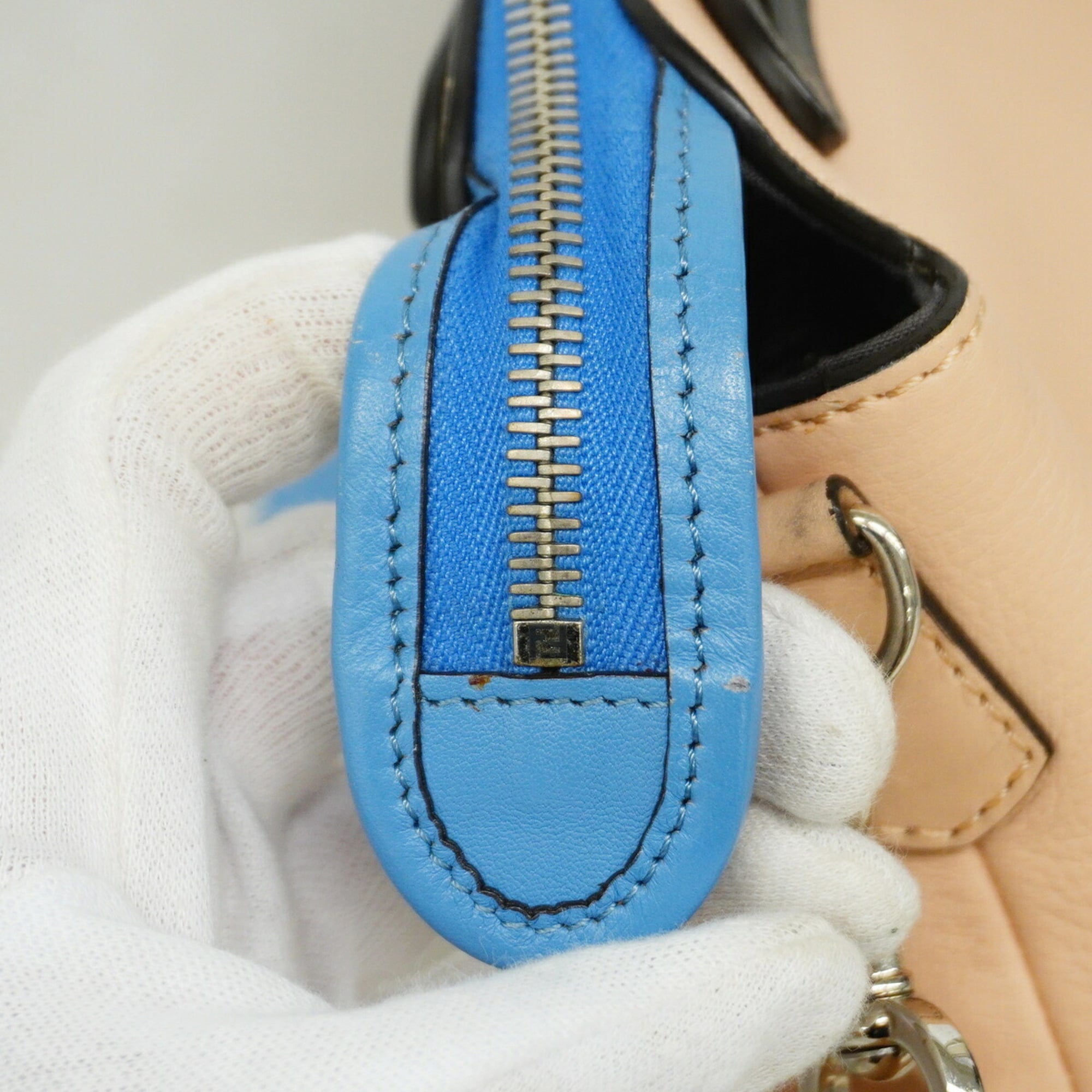 Fendi Pink Beige Leather Handbag (Pre-Owned)
