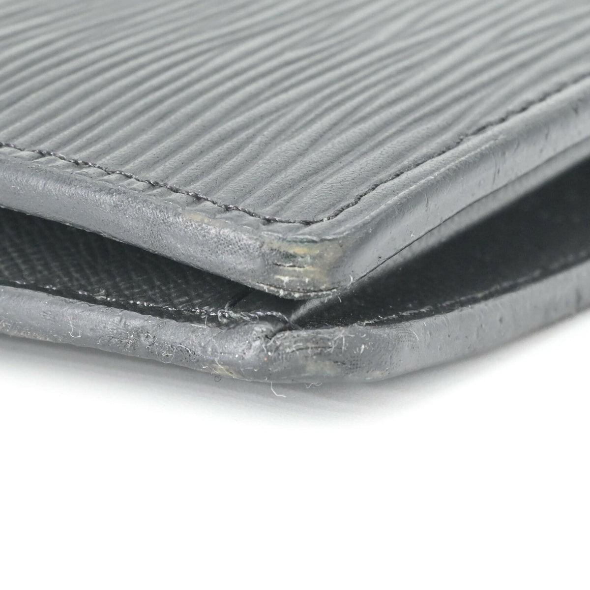 Louis Vuitton Epi Black Noir Epi Leather Long Wallet (Bi-Fold) (Pre-Owned)