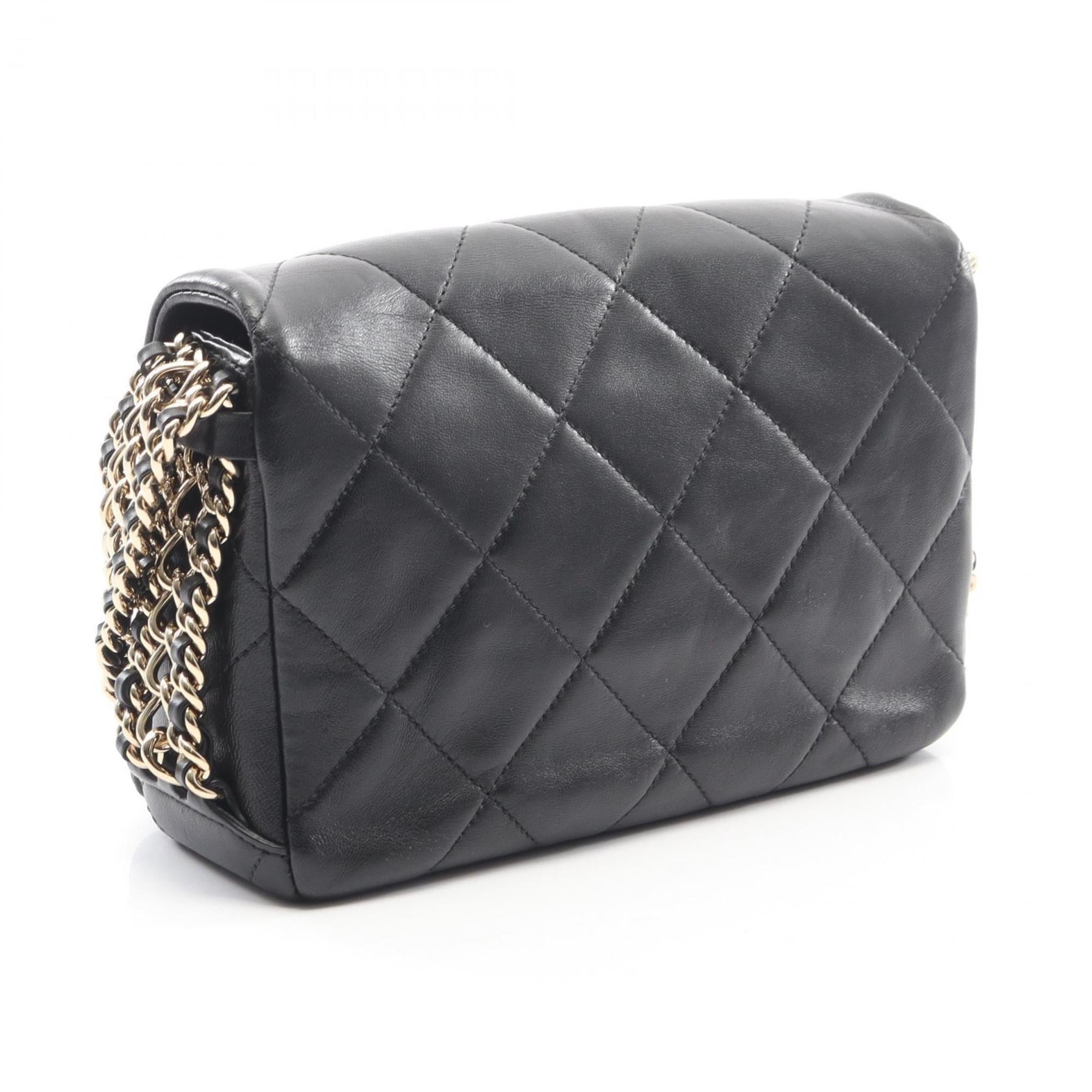 Chanel Black Leather Handbag Shoulder Bag (Pre-Owned)