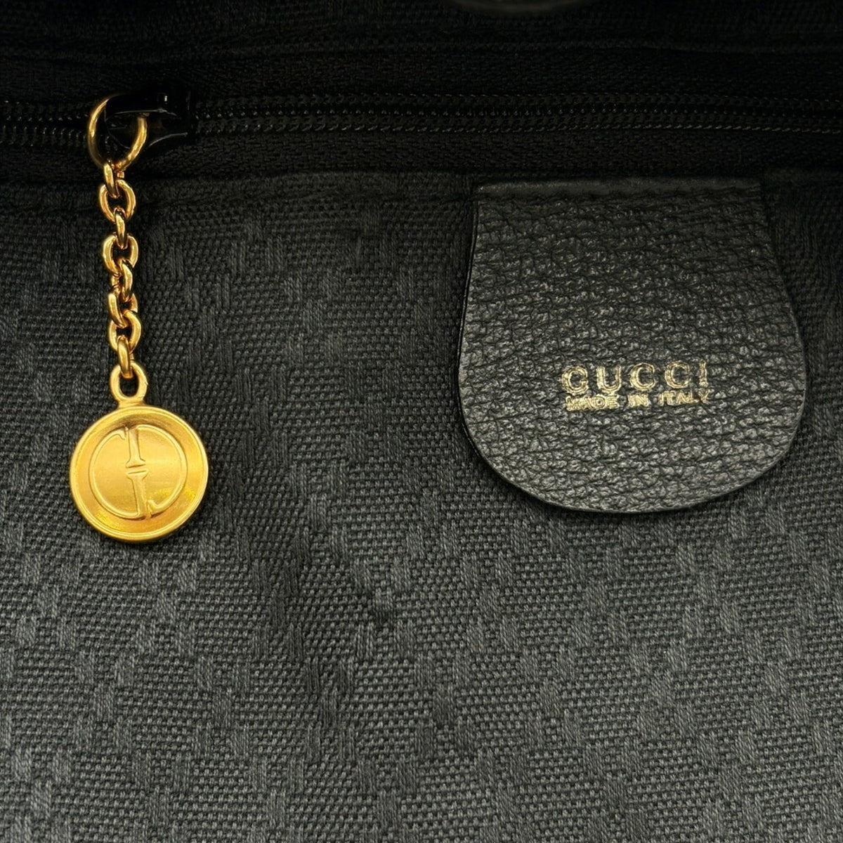 Gucci Black Bamboo Suede Leather Shoulder Bag (Pre-Owned)