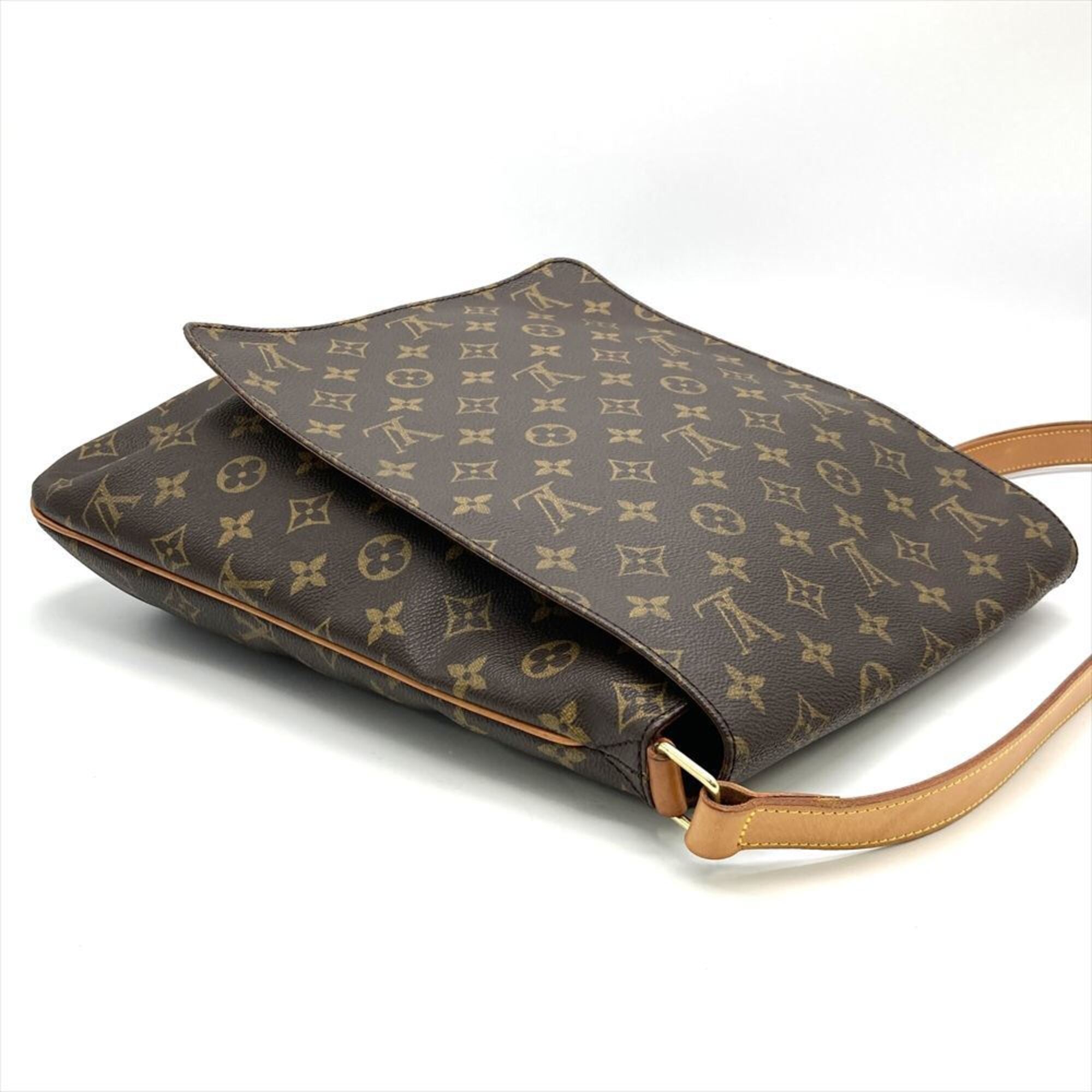 Louis Vuitton Brown Monogram Monogram Shoulder Bag (Pre-Owned)