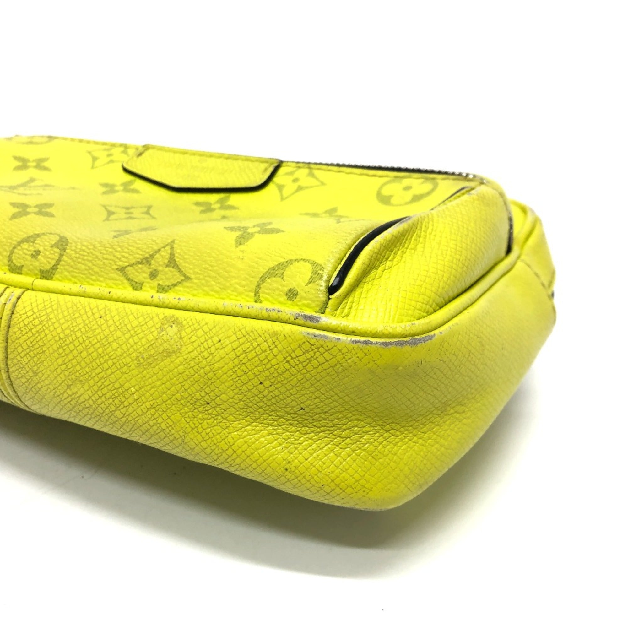 Louis Vuitton Yellow Leather Other (Pre-Owned)