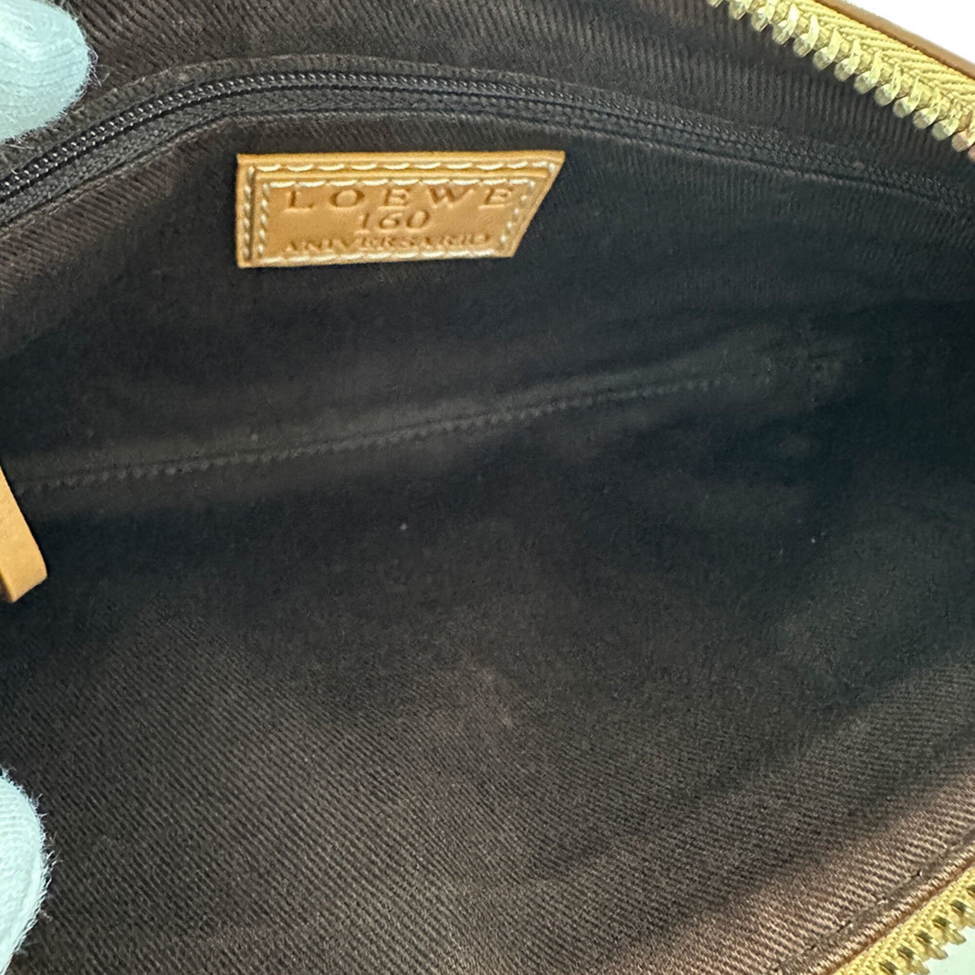 Loewe Brown Leather Handbag Shoulder Bag (Pre-Owned)