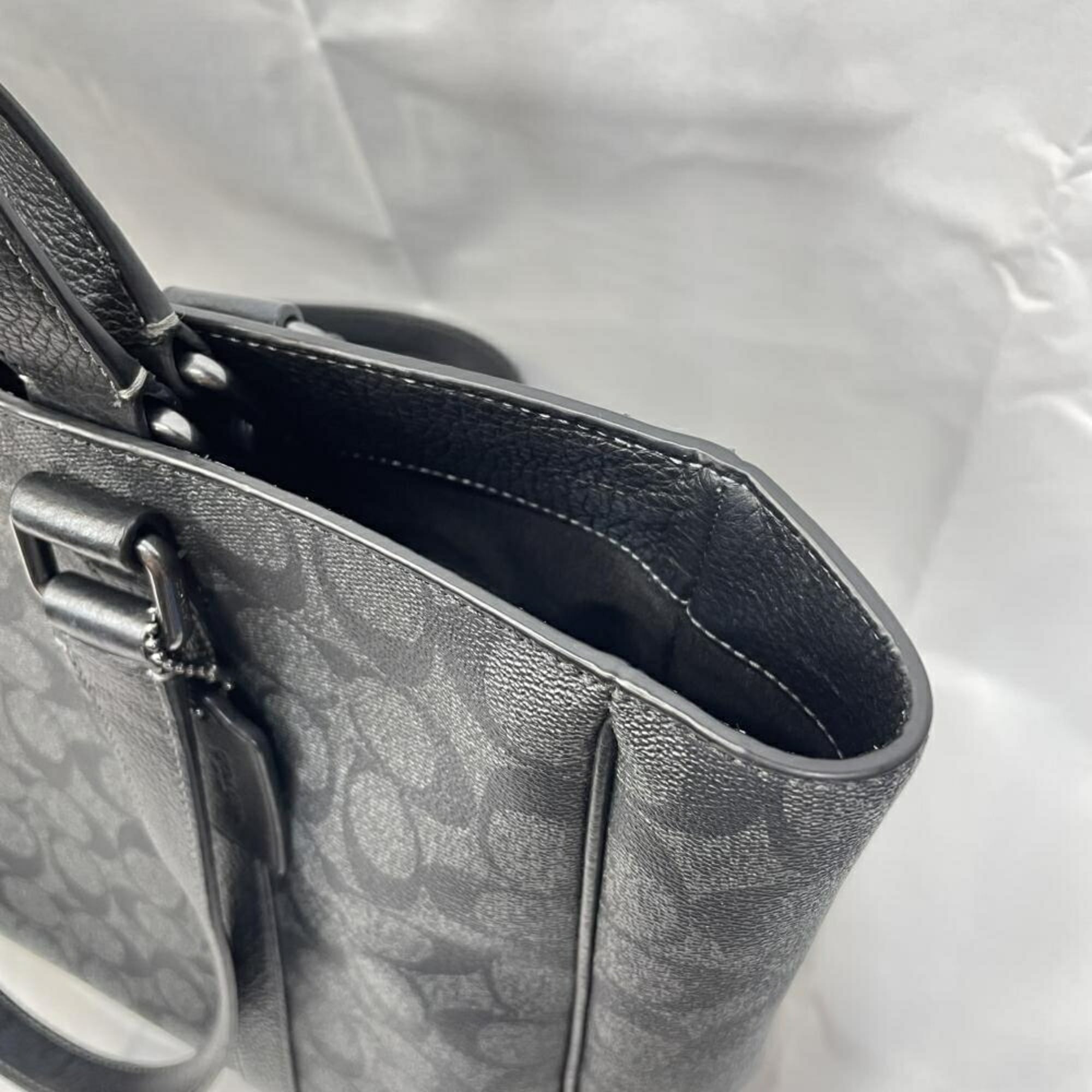 Coach Black Signature Line (Pre-Owned)