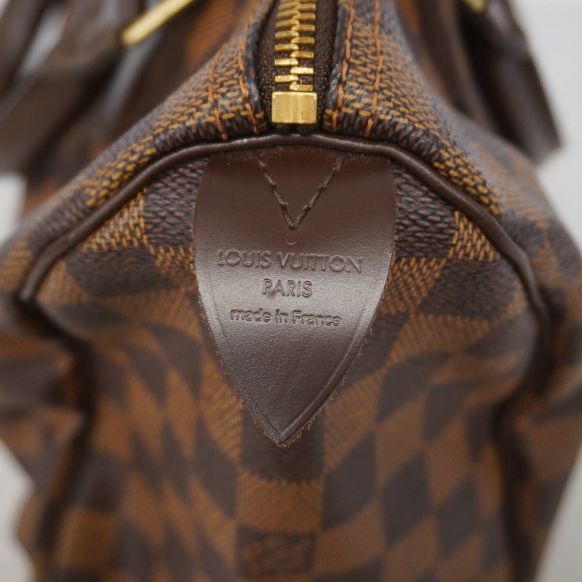 Louis Vuitton Ebene Handbag (Pre-Owned)