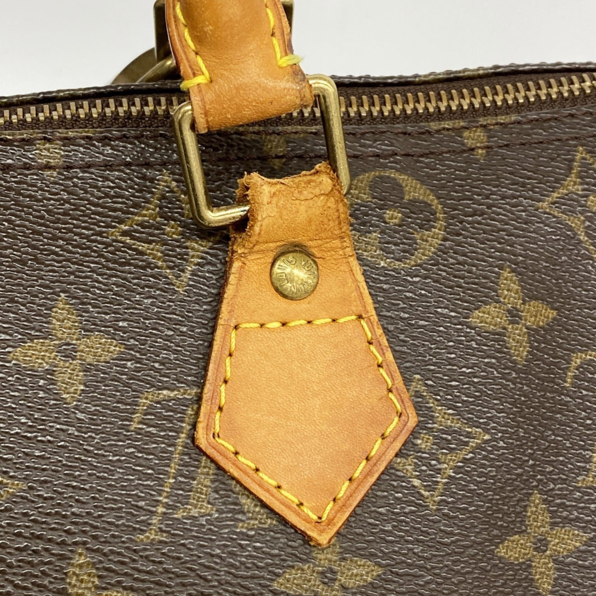 Louis Vuitton Brown Handbag (Pre-Owned)