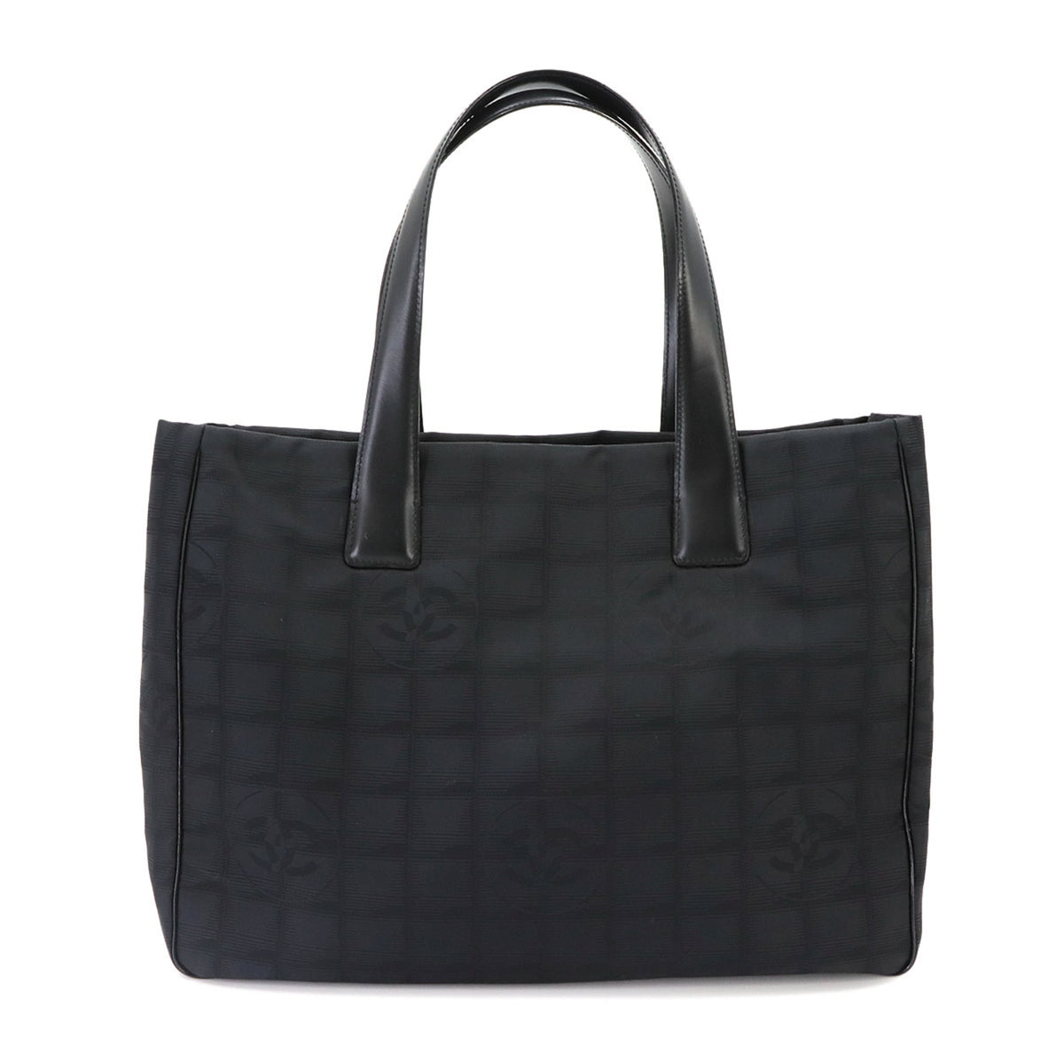 Chanel Black Nylon Leather Handbag Tote Bag Weekend Bag (Pre-Owned)
