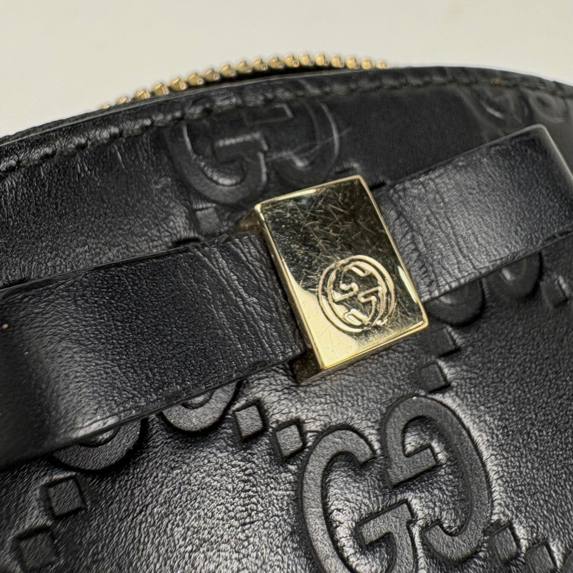 Gucci Black Leather Pouch (Pre-Owned)