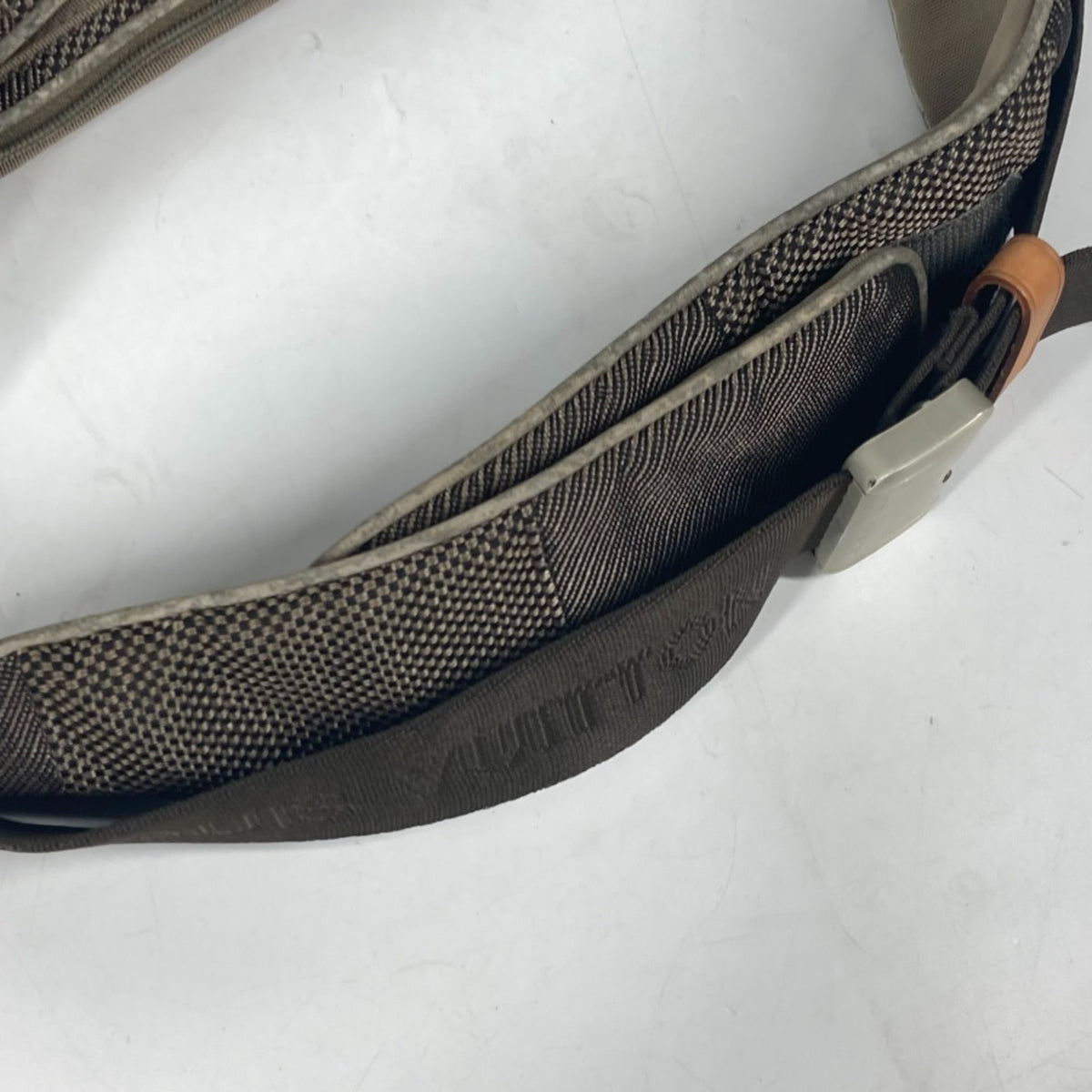 Louis Vuitton Beige Damier Geant Sling Bag (Pre-Owned)