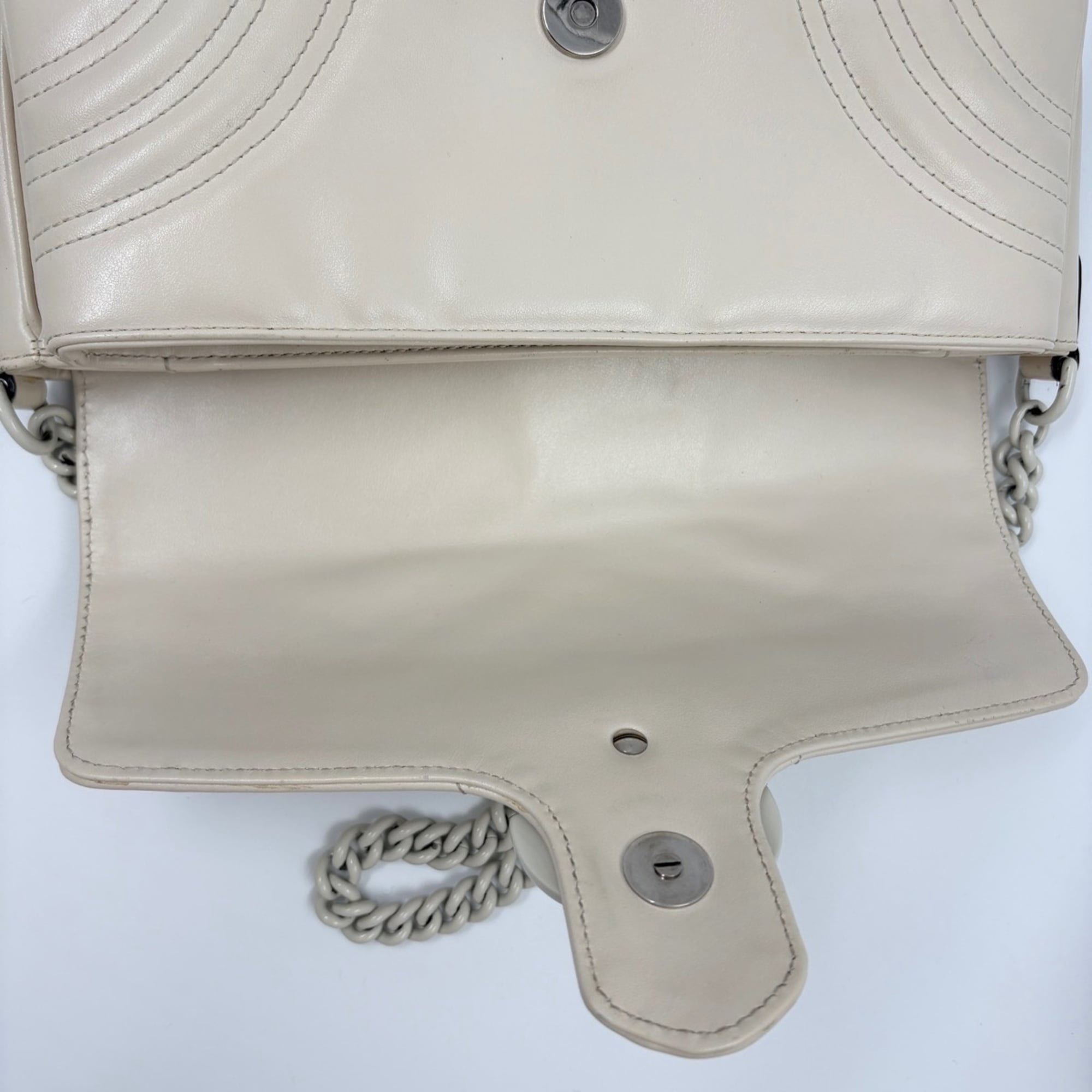 Gucci Gg Marmont Beige Shoulder Bag (Pre-Owned)
