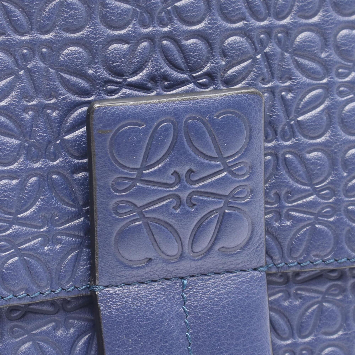 Loewe Navy Leather Handbag Shoulder Bag (Pre-Owned)