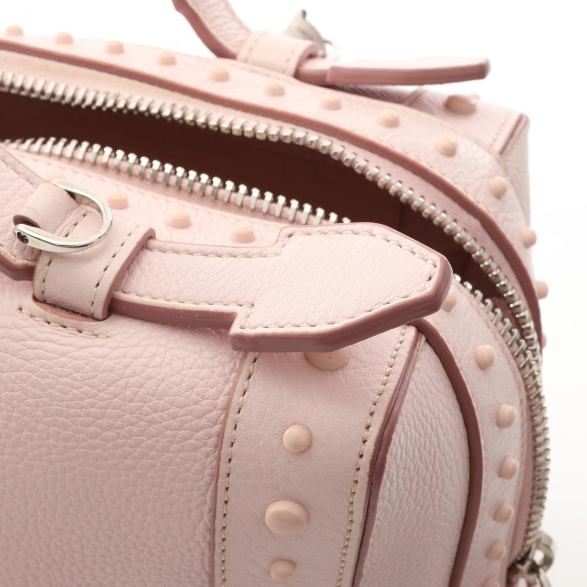 Tod's Pink Leather Handbag (Pre-Owned)