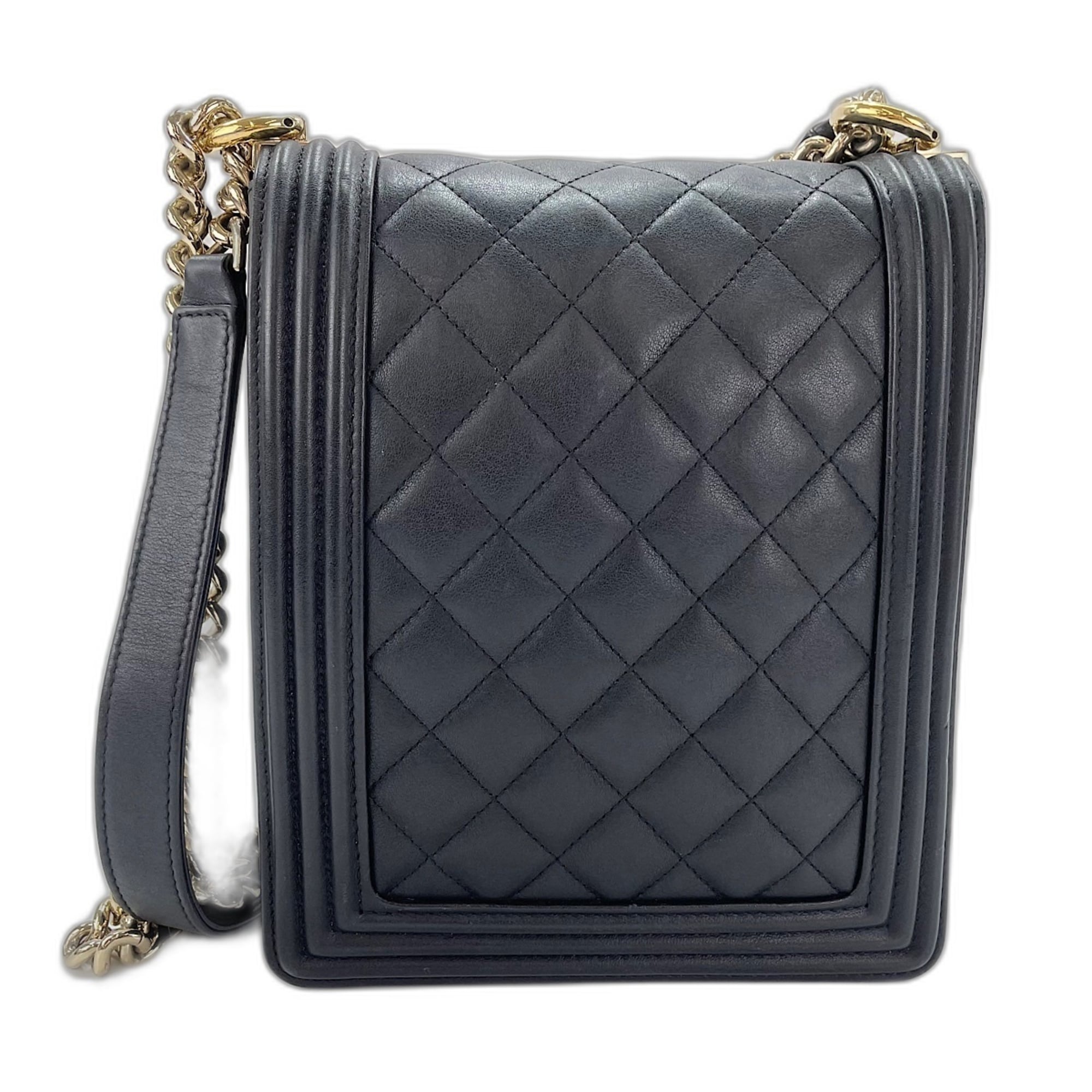 Chanel Boy Chanel Black Leather Shoulder Bag (Pre-Owned)