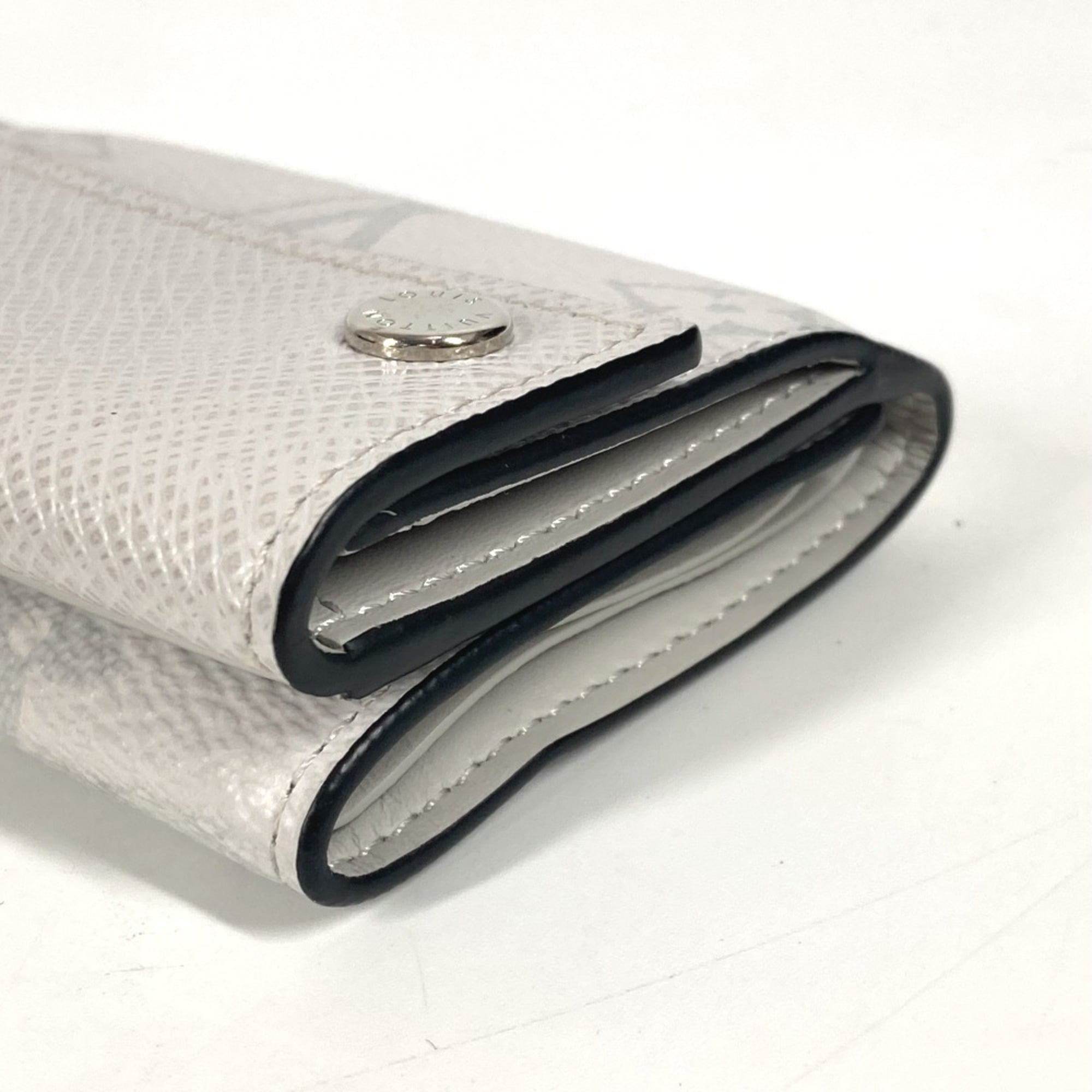 Louis Vuitton White Taiga Leather Monogram Wallet (Tri-Fold) (Pre-Owned)