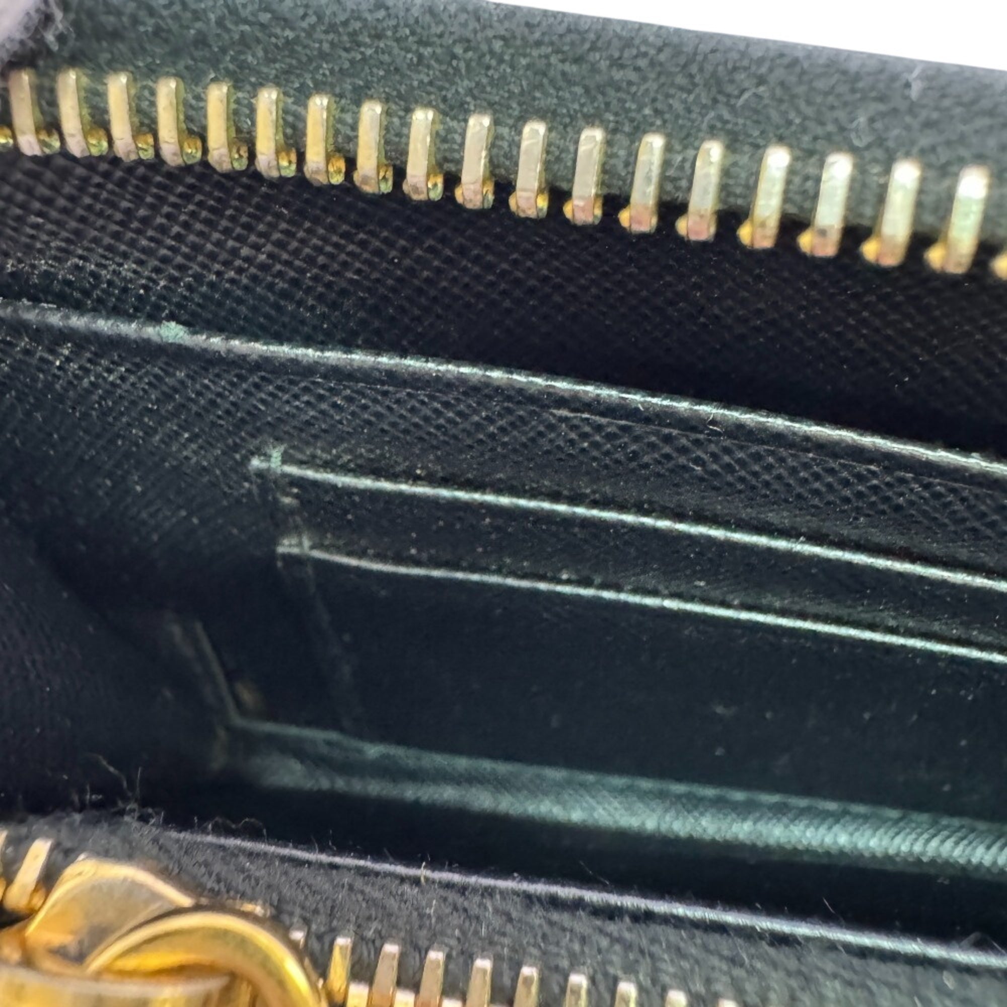Prada Black Leather Wallet (Bi-Fold) (Pre-Owned)