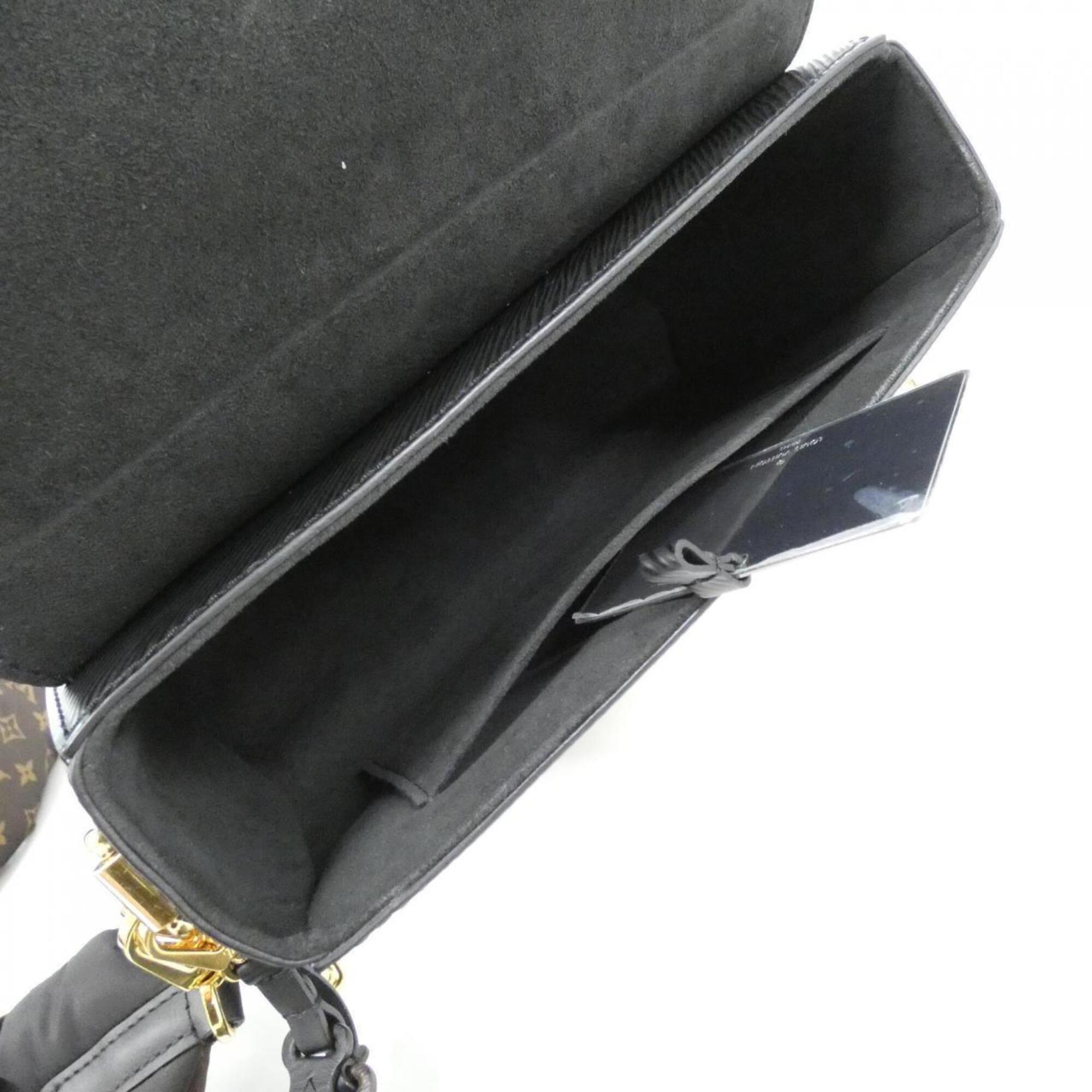 Louis Vuitton Black Leather Shoulder Bag (Pre-Owned)